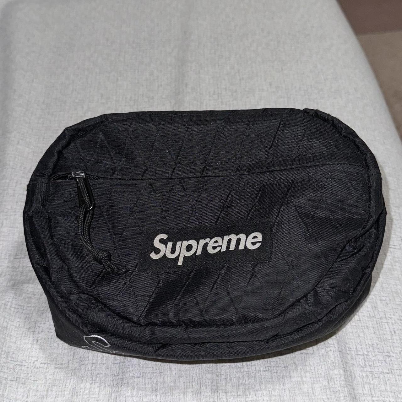 Supreme fanny best sale pack fw18