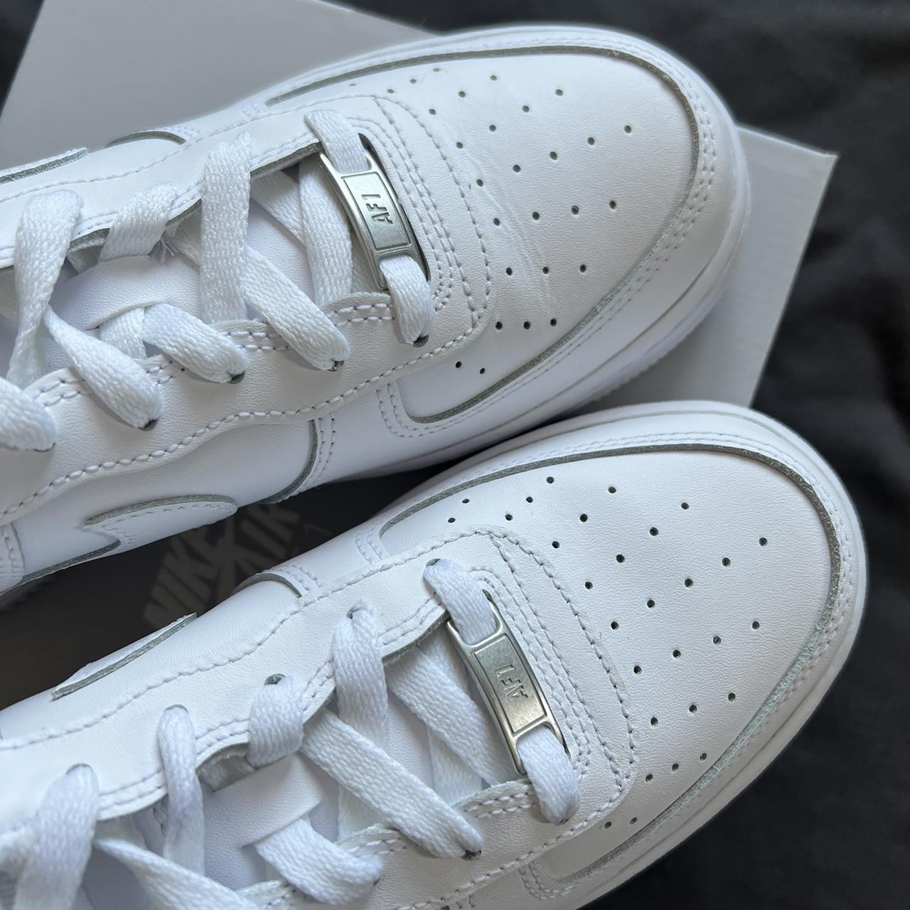 size 5 black nike air force 1