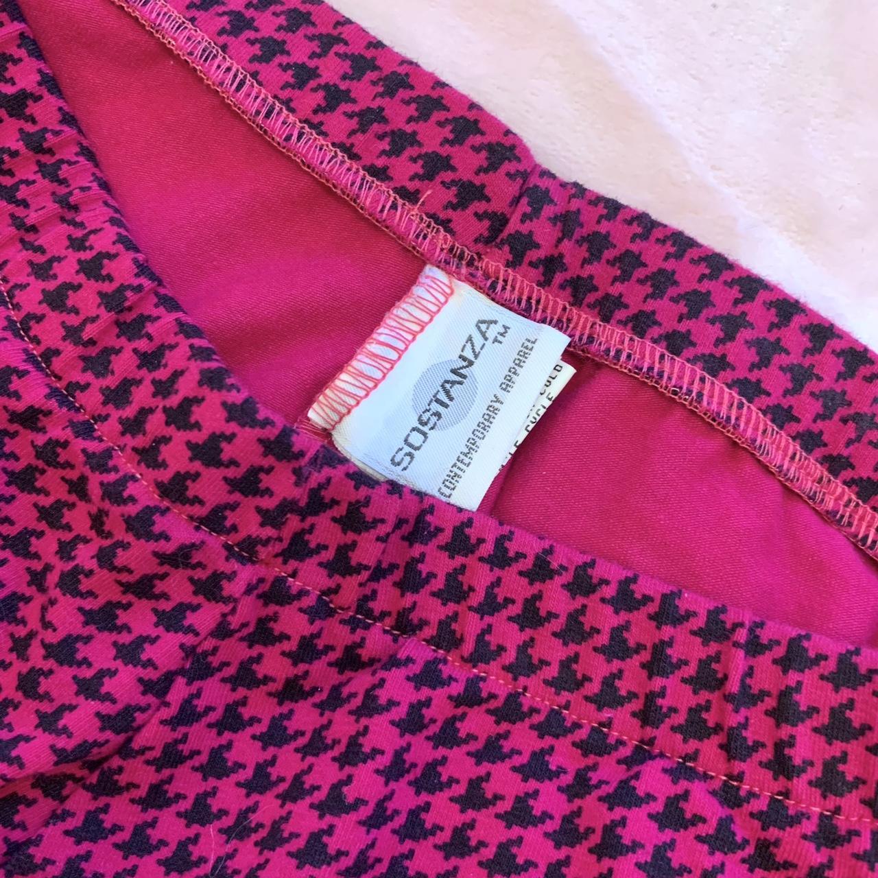 Vintage 1980s bimbo pink/black houndstooth skirt by... - Depop