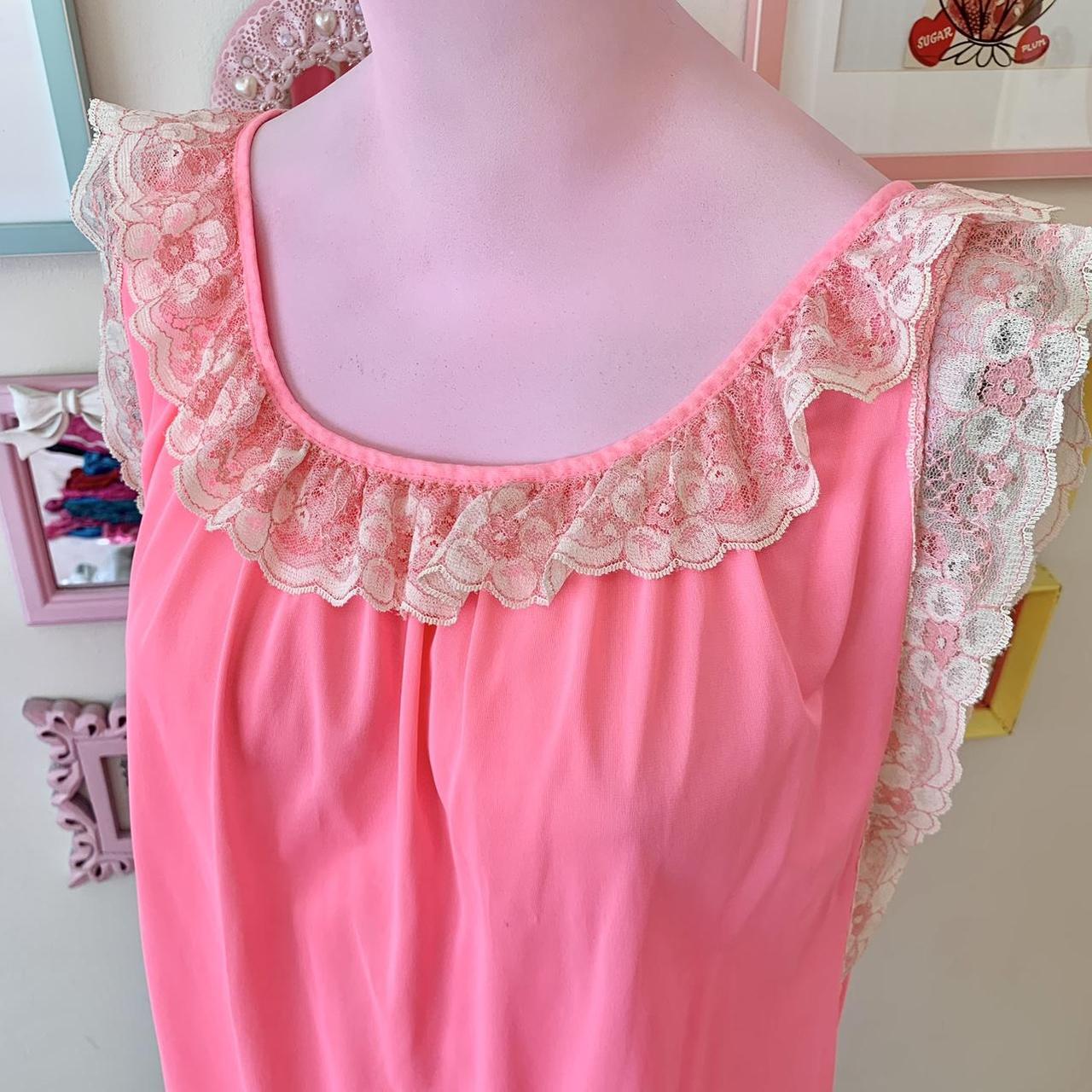 Vintage 1960s neon pink smock-style babydoll! Pretty | Depop