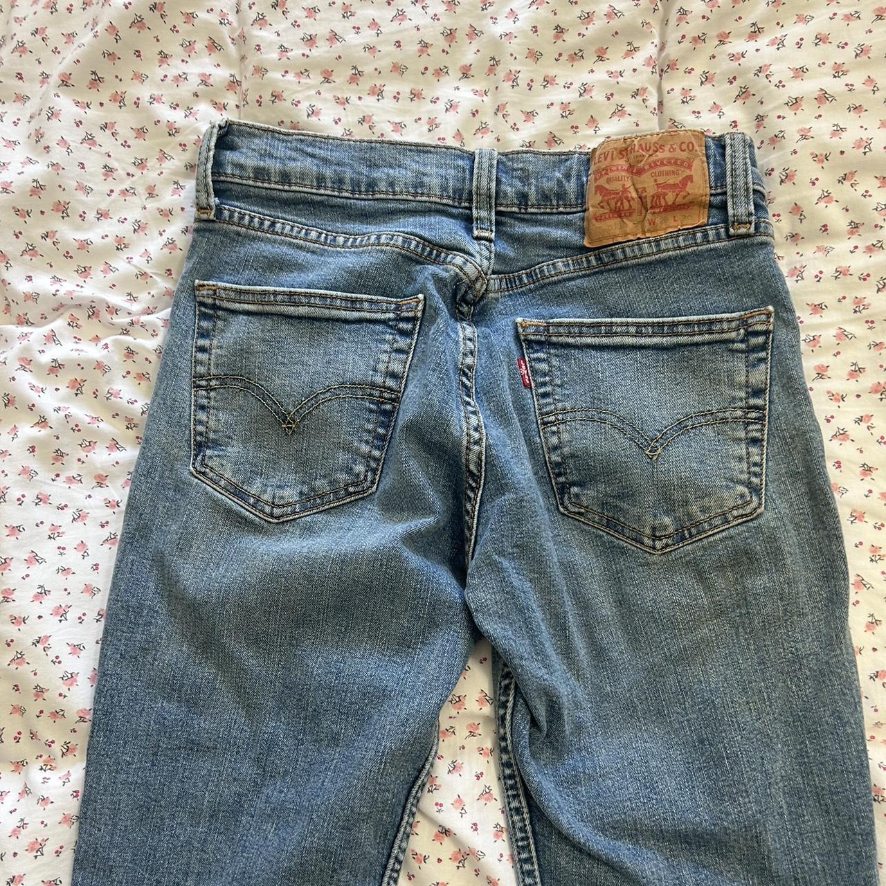 really cool vintage low rise Levi’s jeans!! waist is... - Depop