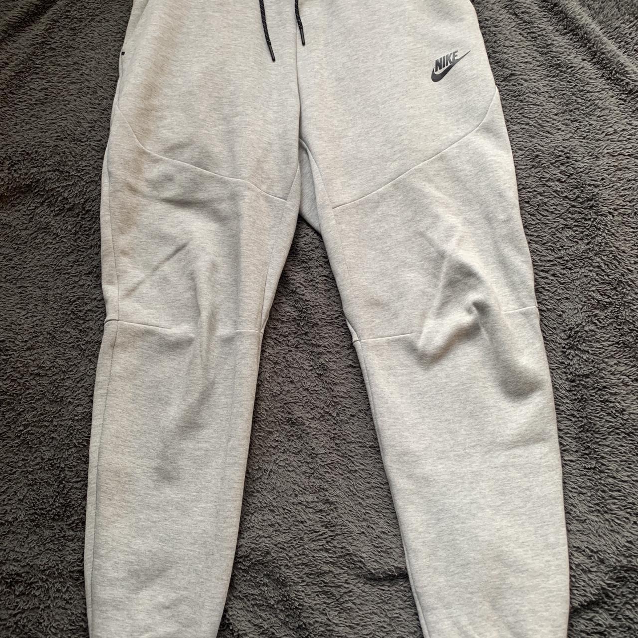 mens nike grey fleece joggers