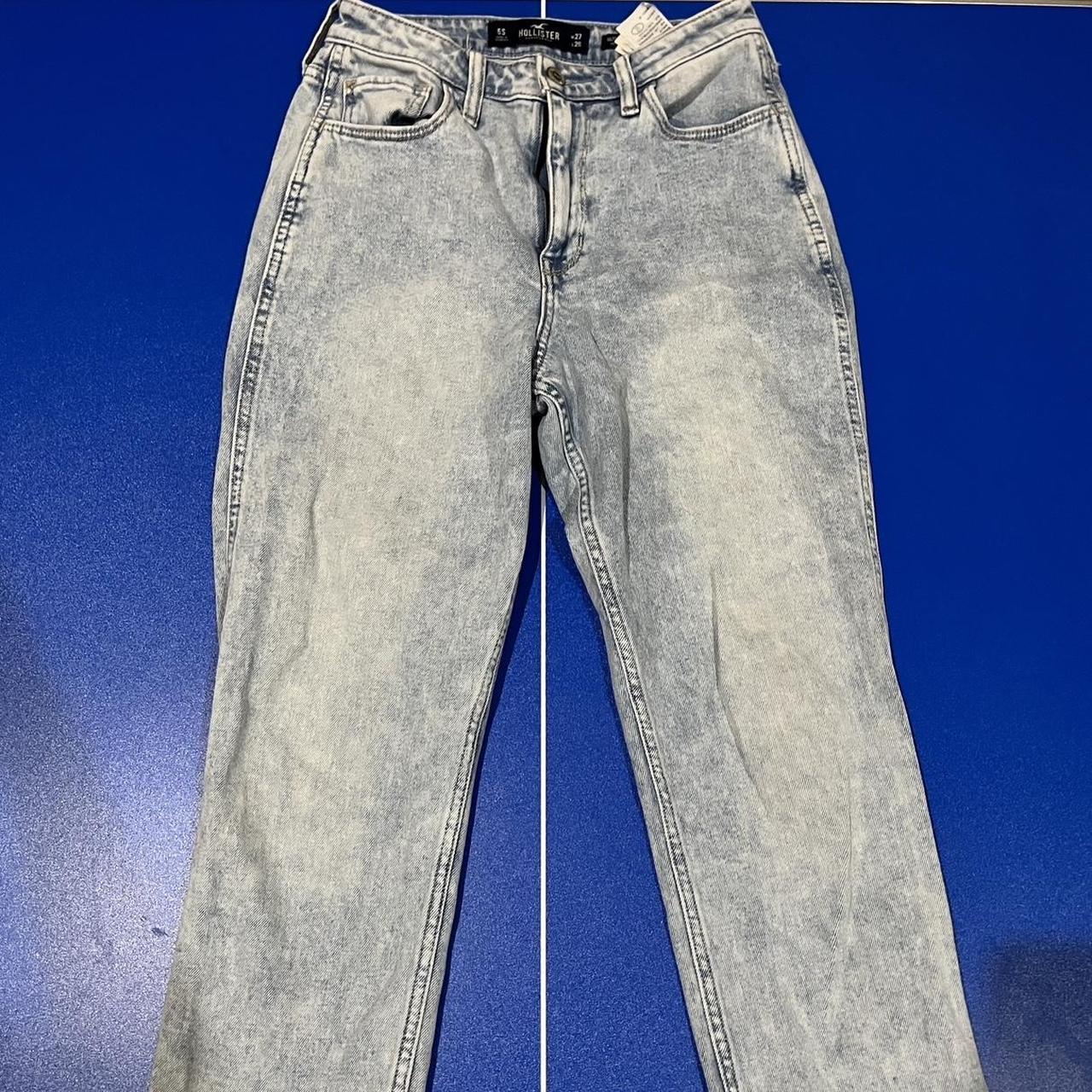 Hollister Jeans Size 27 in women’s - Depop