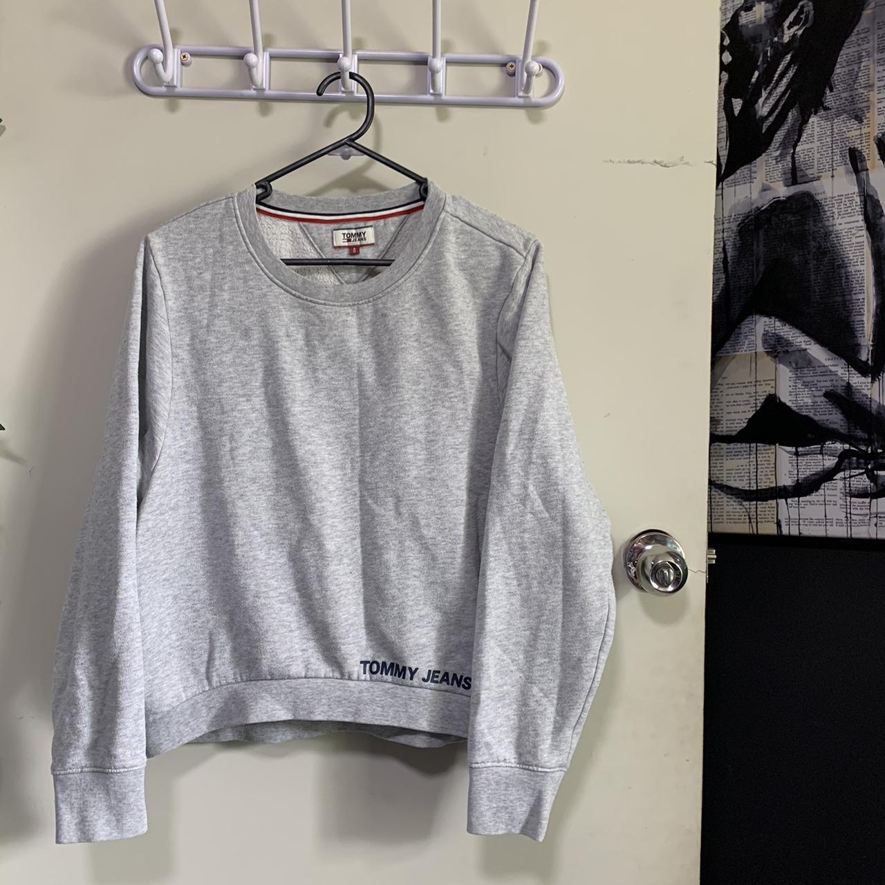 Tommy Hilfiger Women's Grey Jumper | Depop