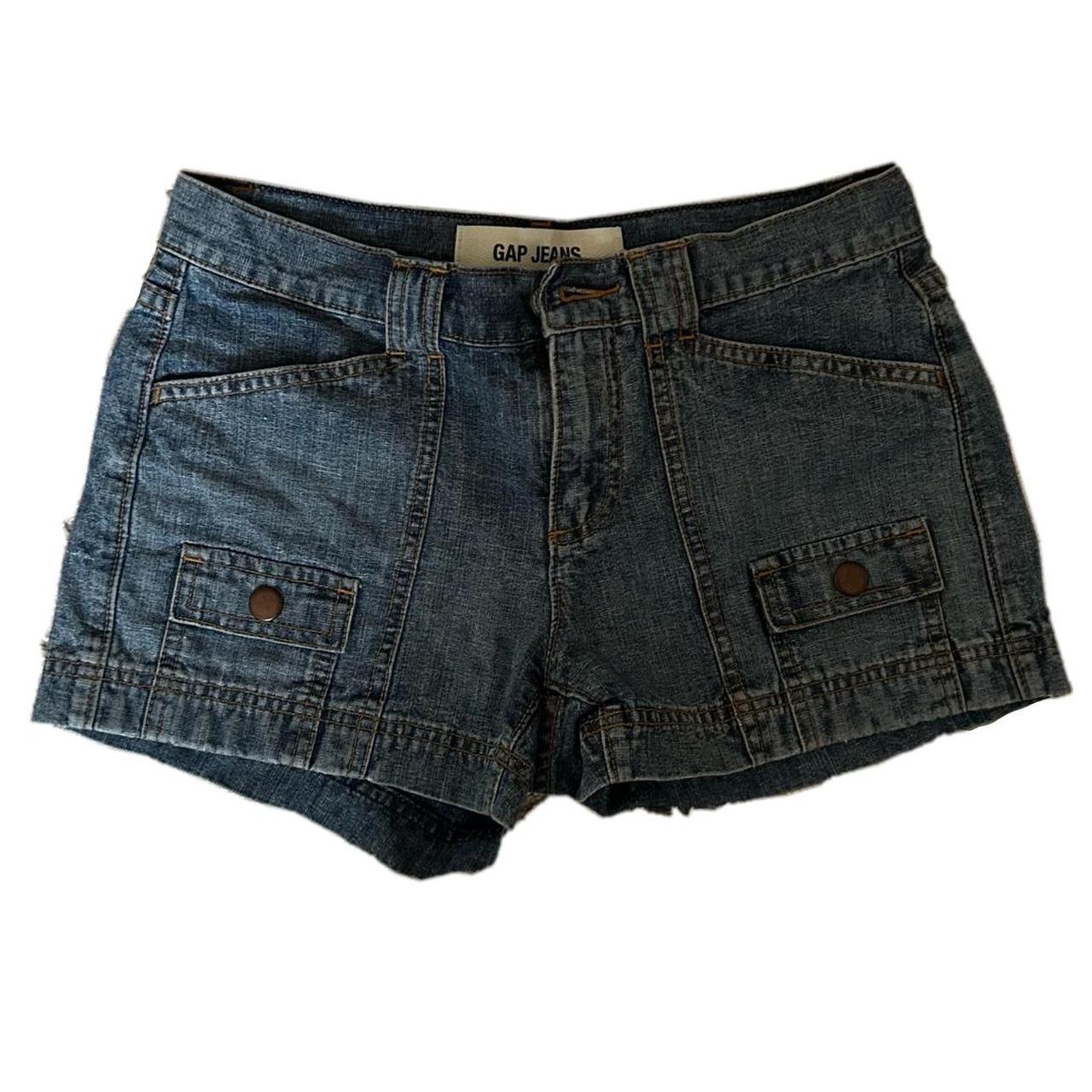 gap jean shorts -waist is 13-14” -no flaws -mid... - Depop