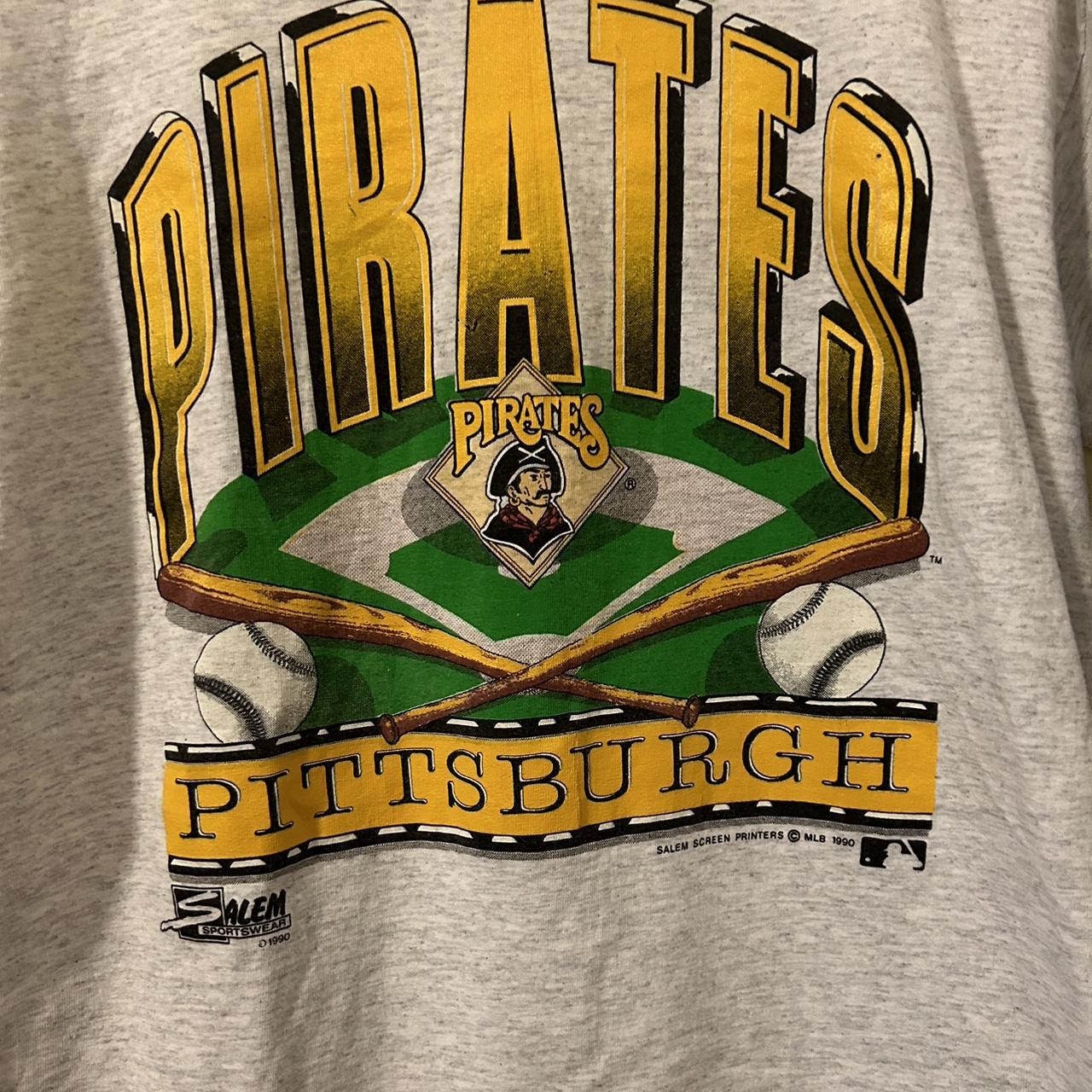 Vintage Salem Pittsburgh Pirates T Shirt (Size L) — Roots