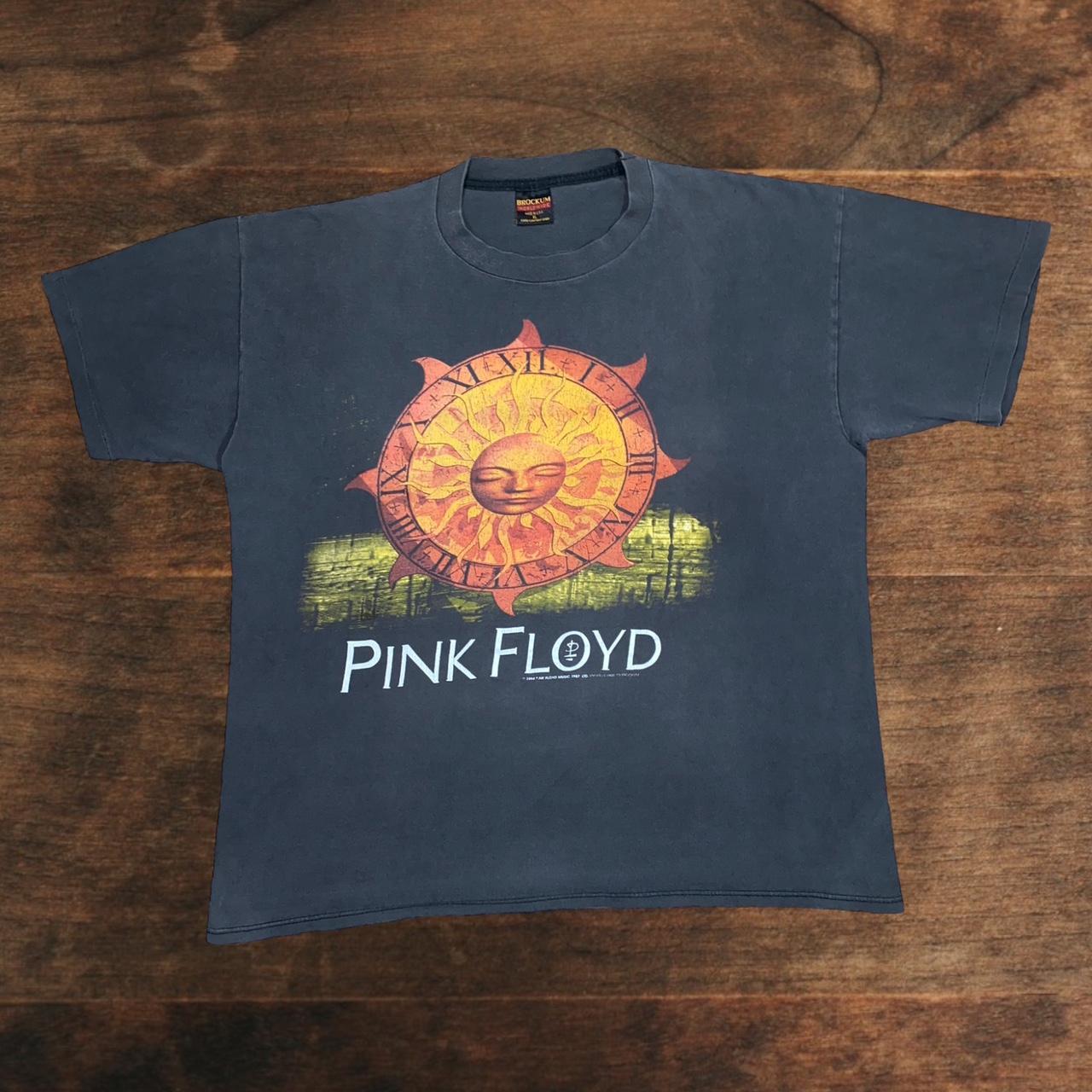 Vintage 1994 Pink Floyd North American tour T-shirt... - Depop