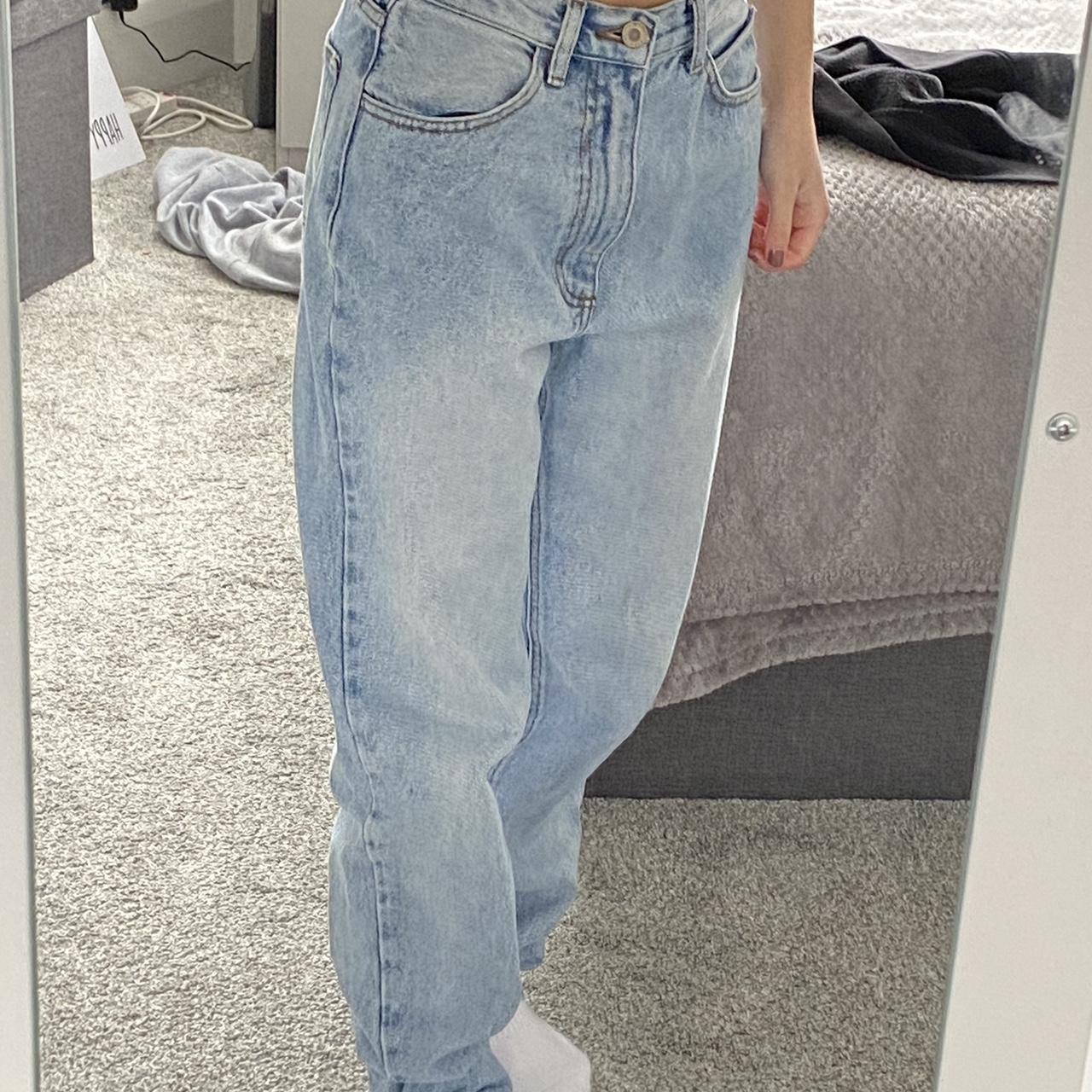 Brandy Melville Light Wash Mid Rise Jeans Amazing Depop