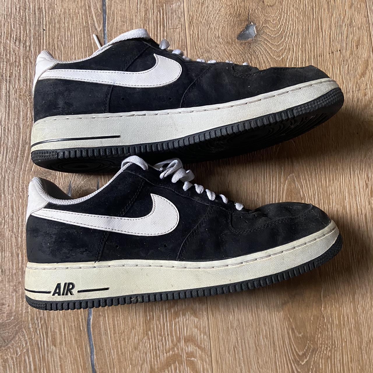 millenium nike black