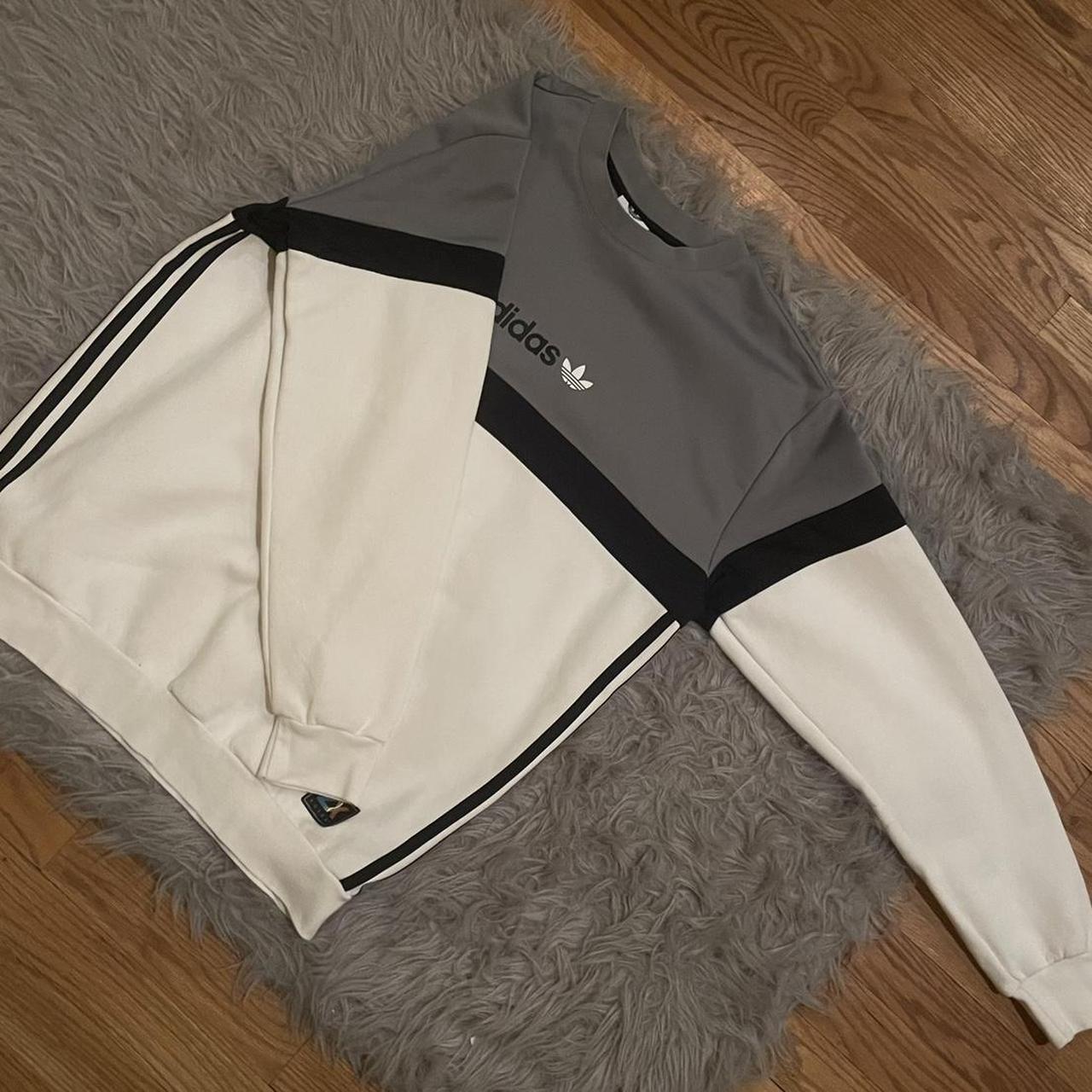 Size L Adidas Crewneck only tried it on once and Depop