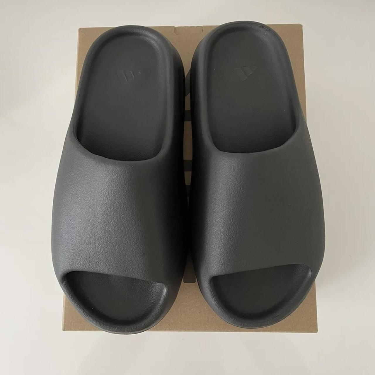 Yeezy Men S Black Slides Depop