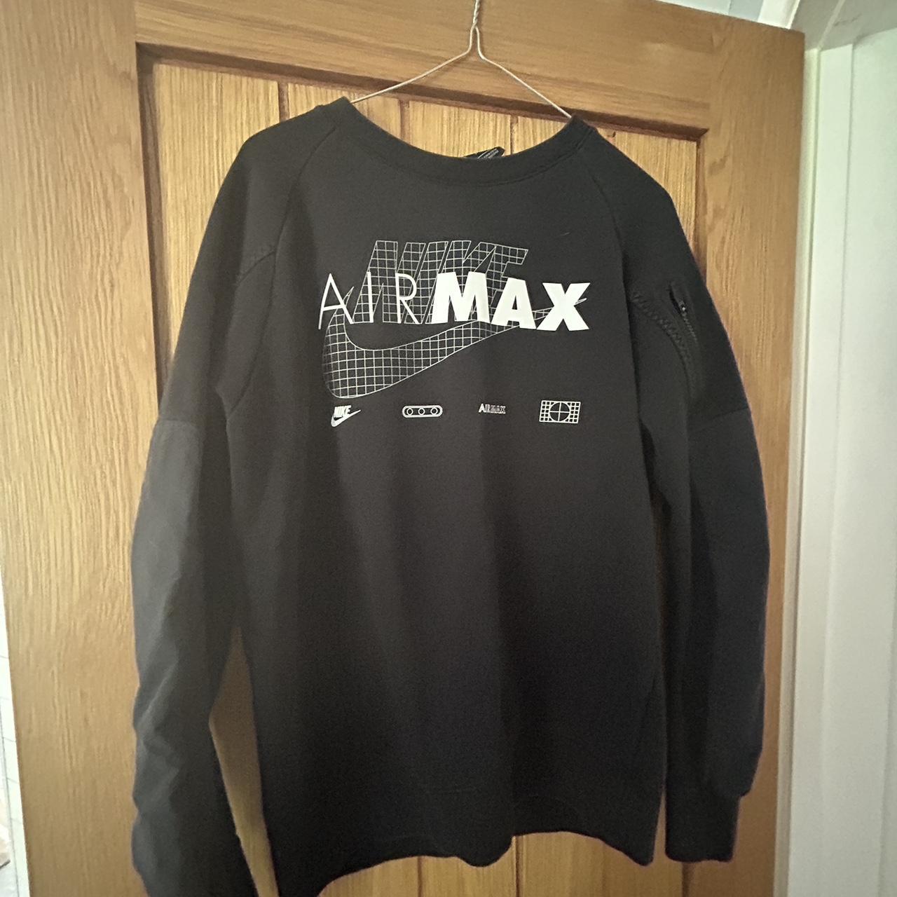 Nike Air Max Jumper Size Small Only worn on a few