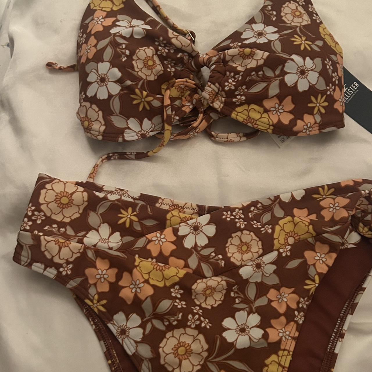 Holister floral bikini set size small never... Depop