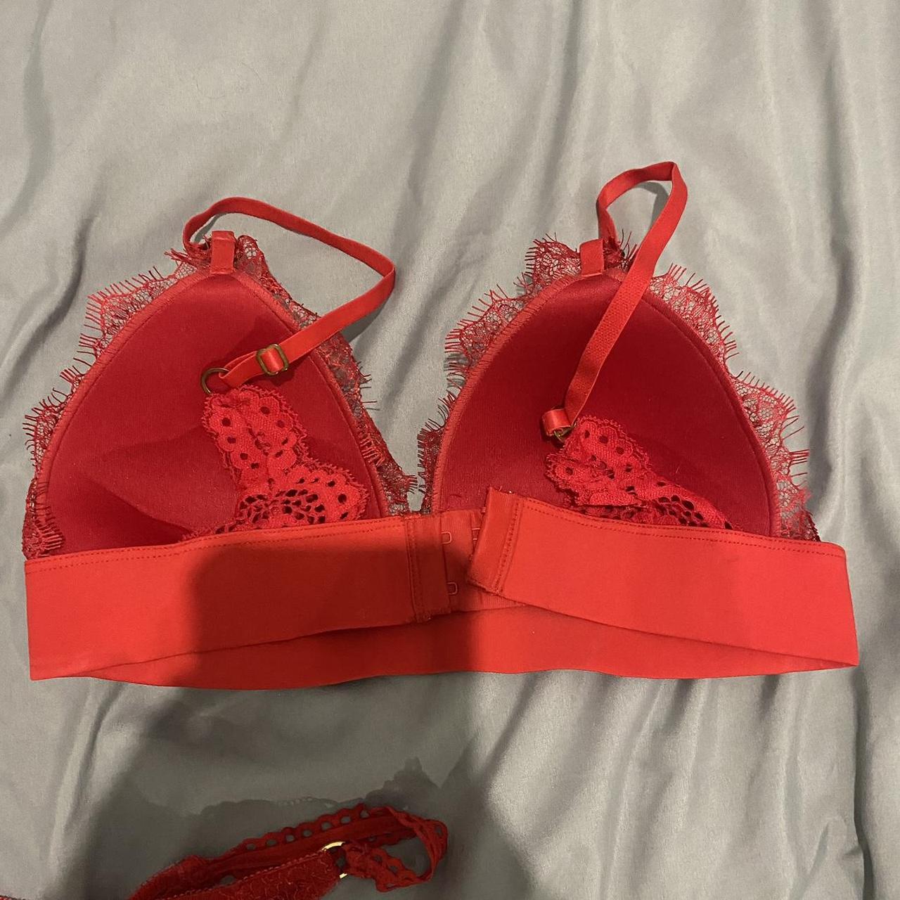 Top shop red lingerie set lace padded Bra size UK... Depop