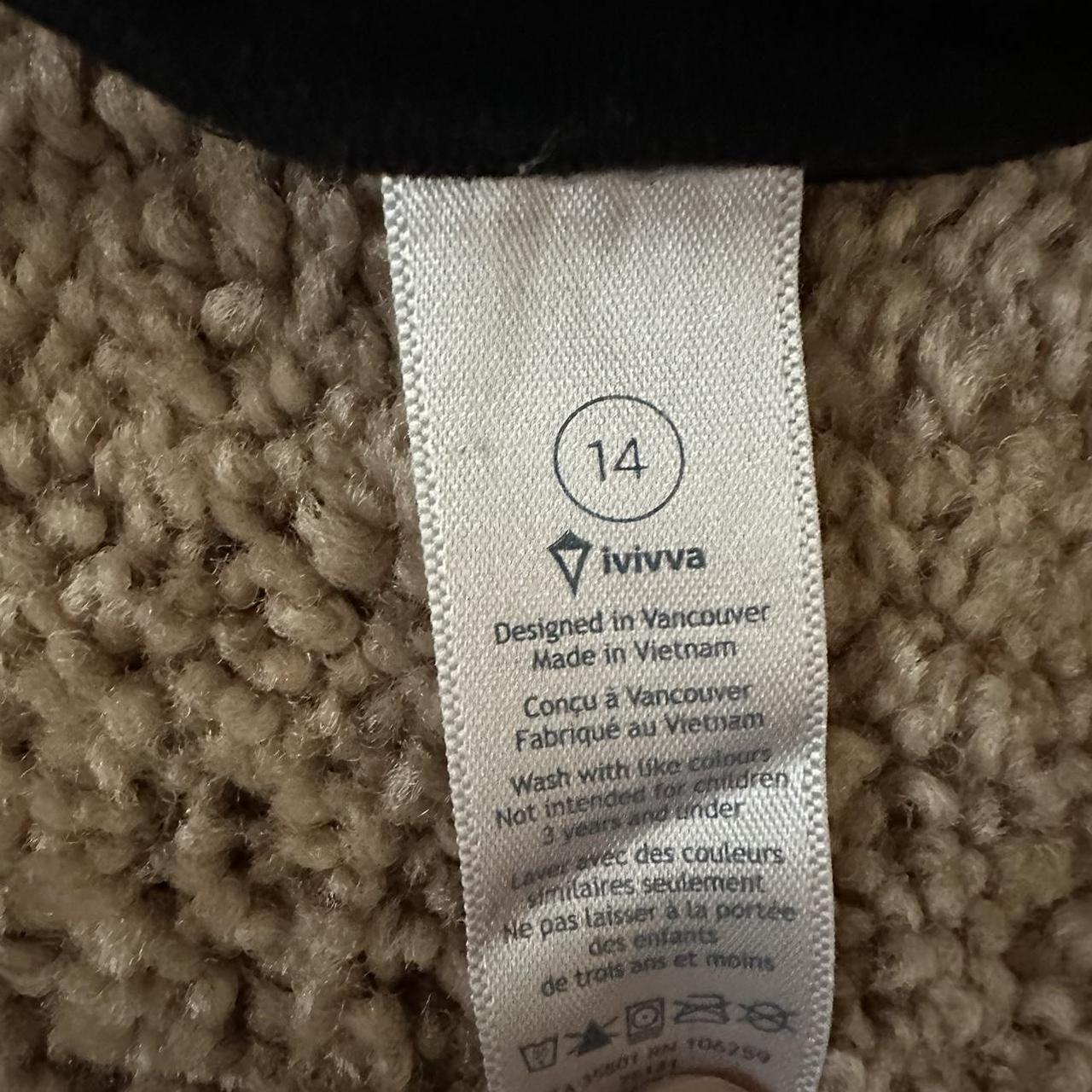 IVIVVA by lululemon crop leggings. Kids size 14. - Depop