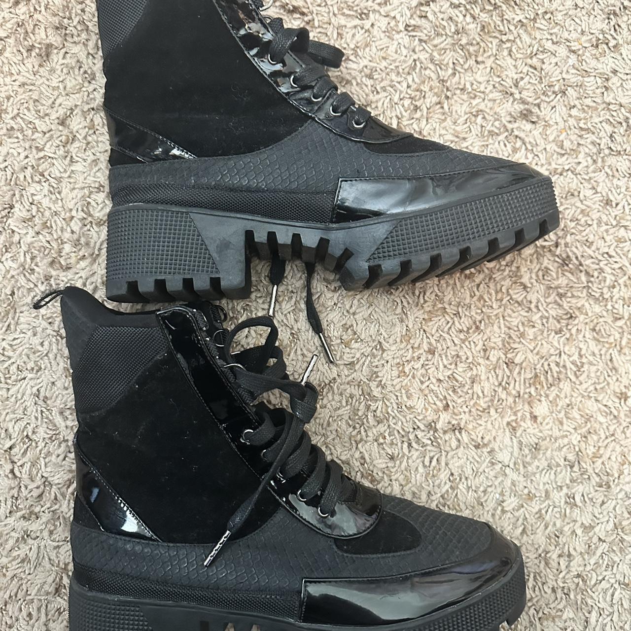 Cape robbin clearance commander boots