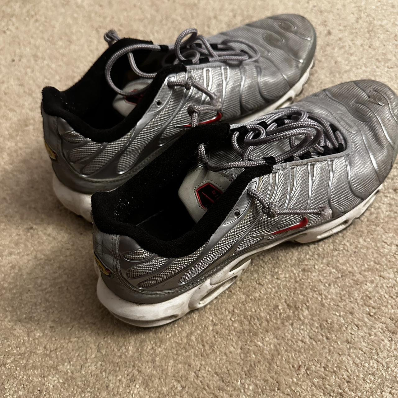 Nike air max plus qs best sale silver bullet