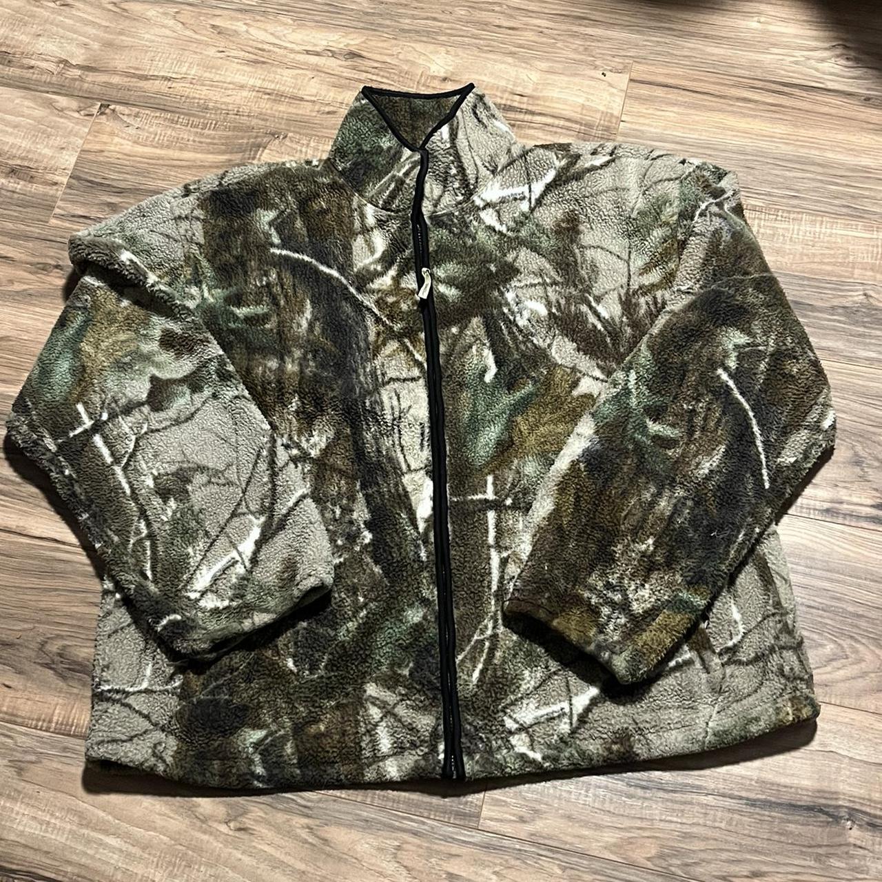 Heavyweight gander mountain camo fleece Size... - Depop