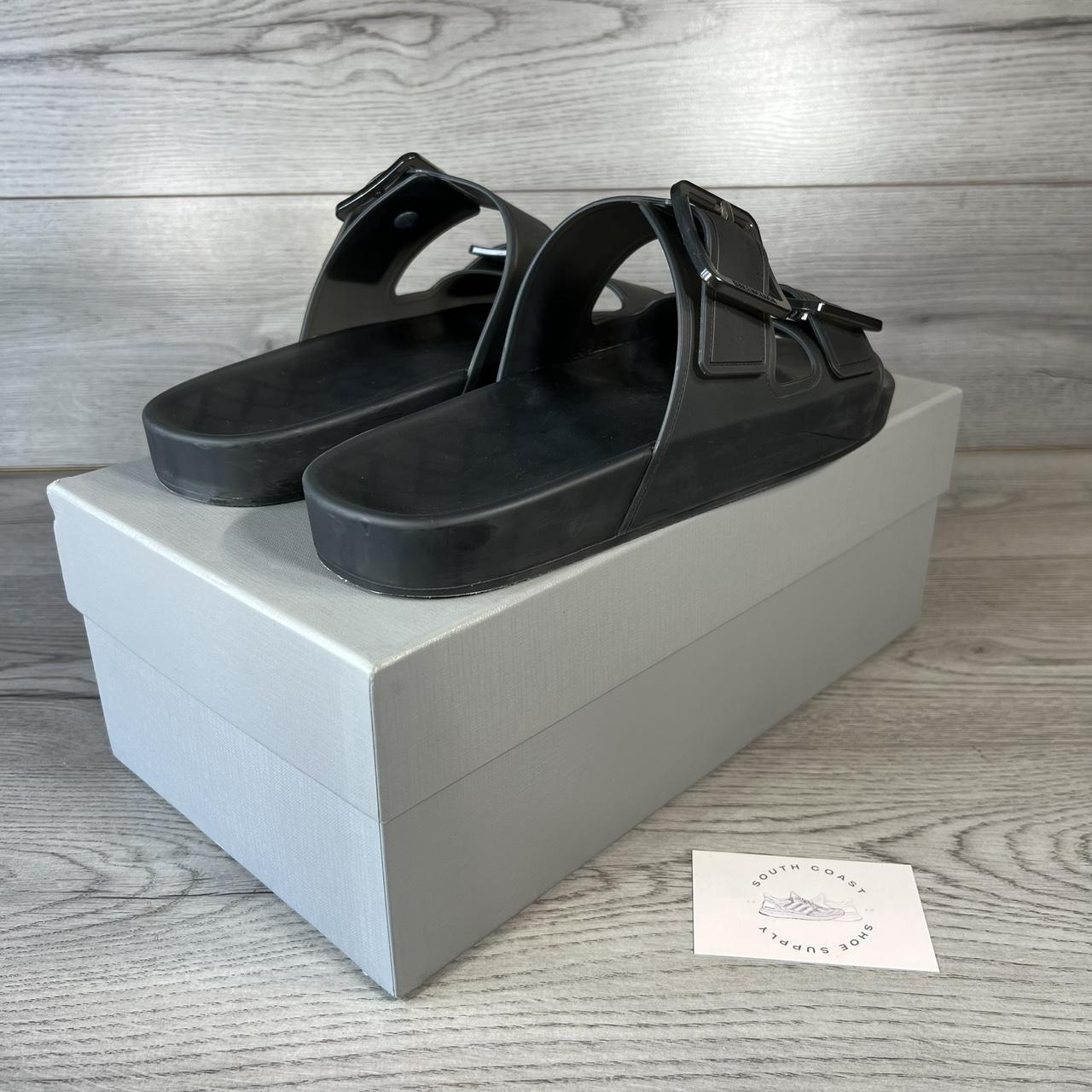 balenciaga sandals mens gold