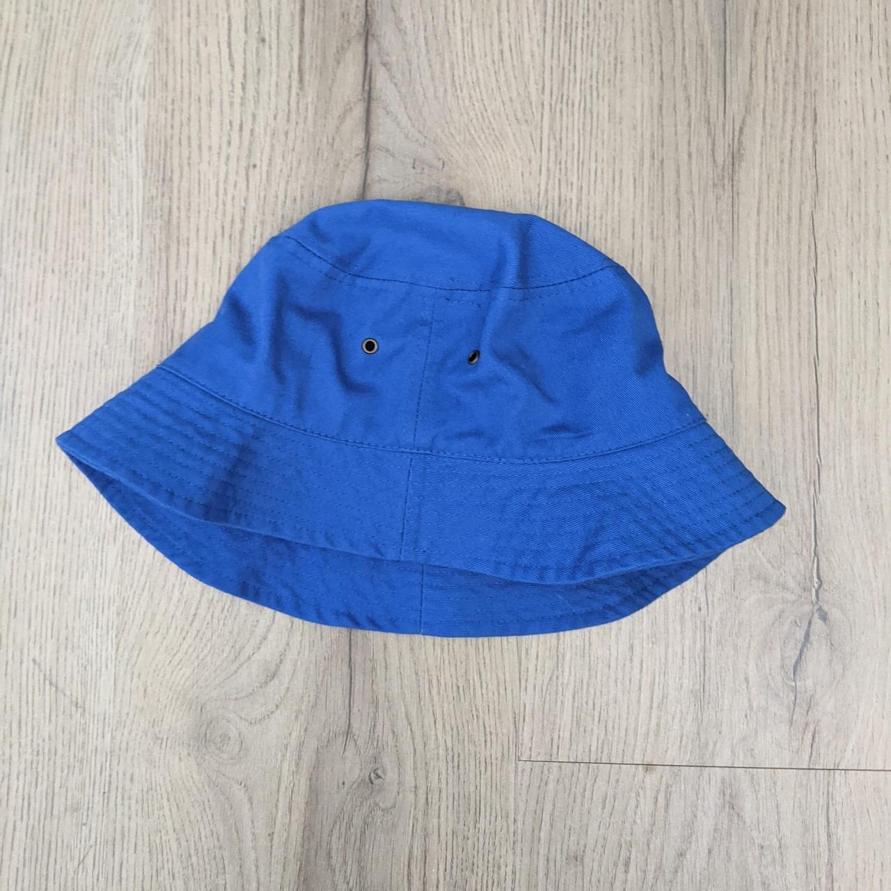 royal blue nike bucket hat