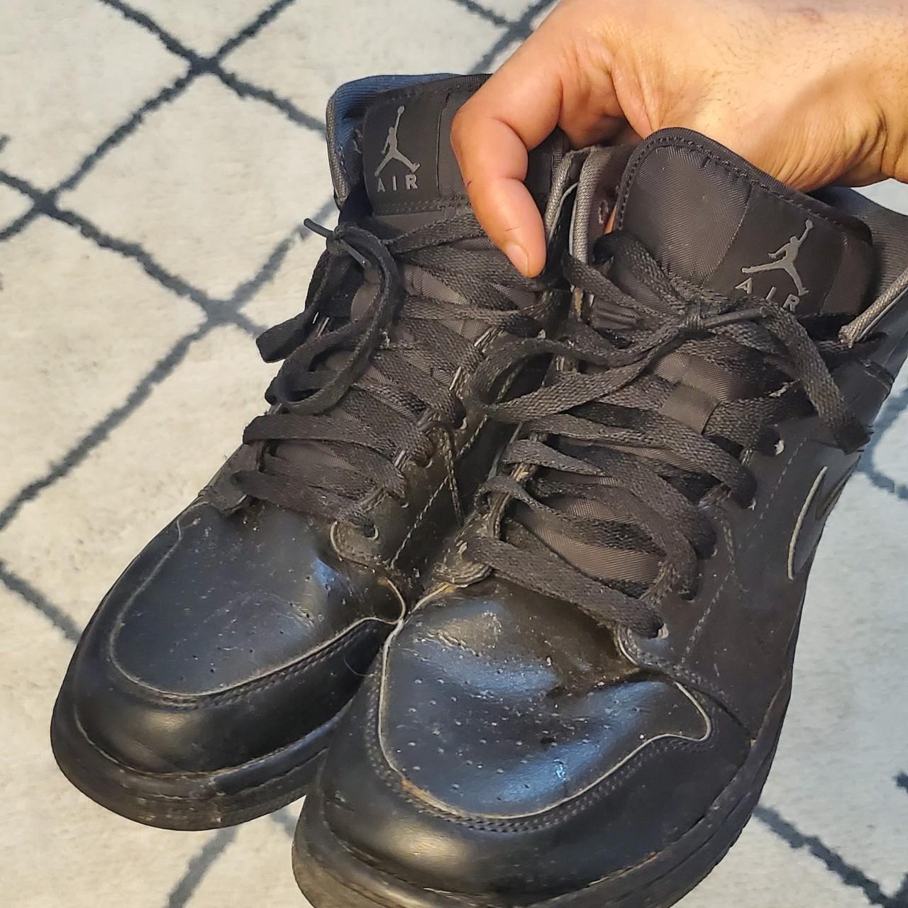 mens black and grey jordans