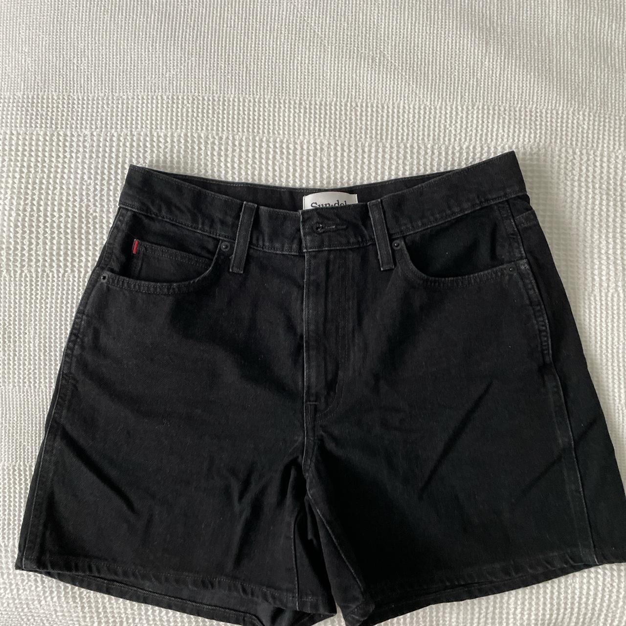 Aritzia Sunday Best Mood Jean Shorts in black size - Depop