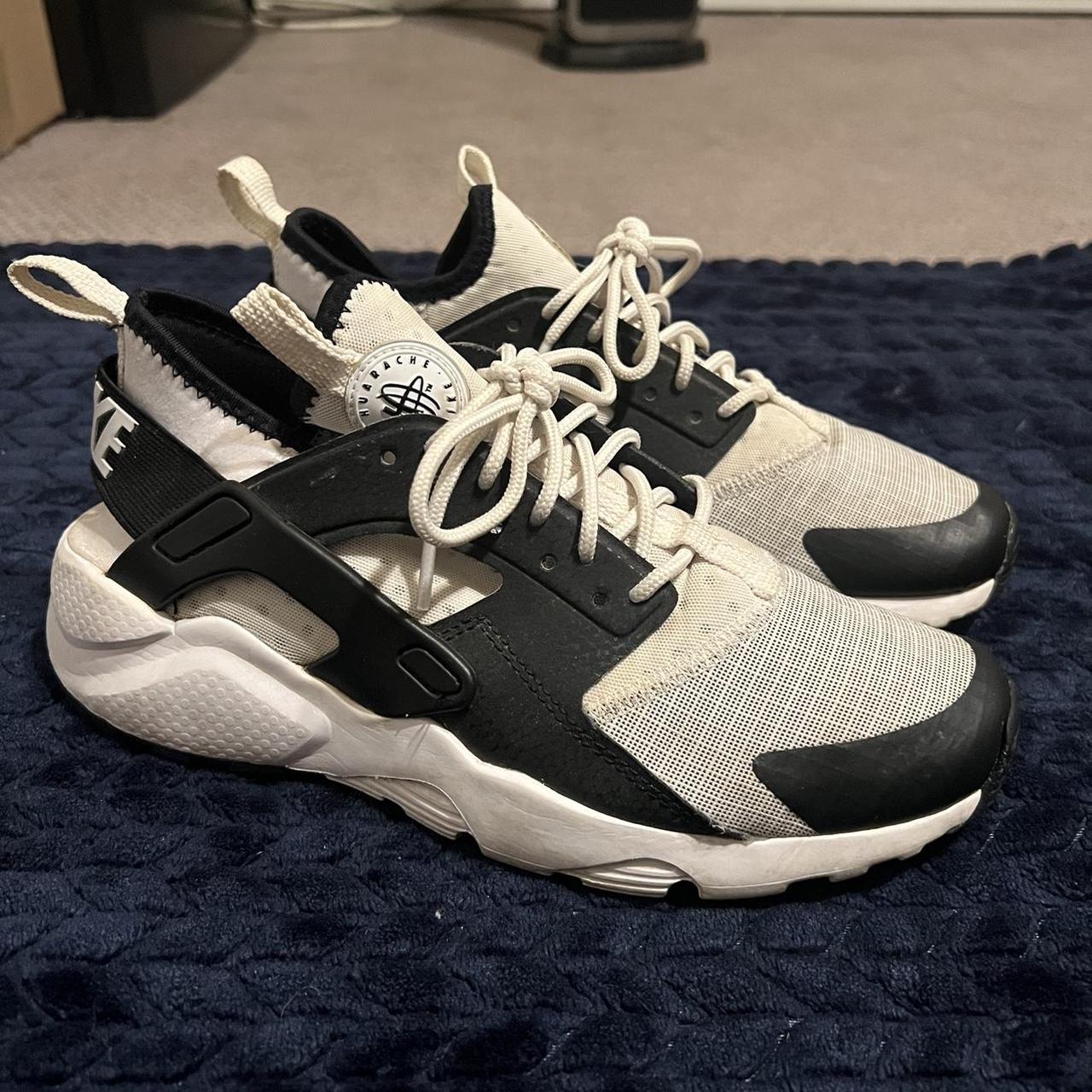 womens white hurache