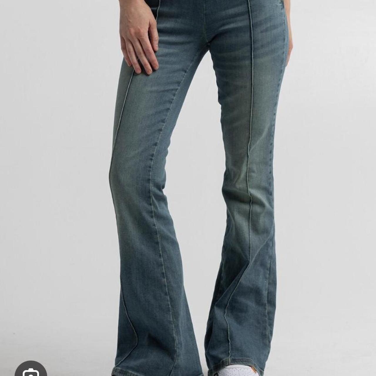 extremely flattering BDG bootcut flare jeans