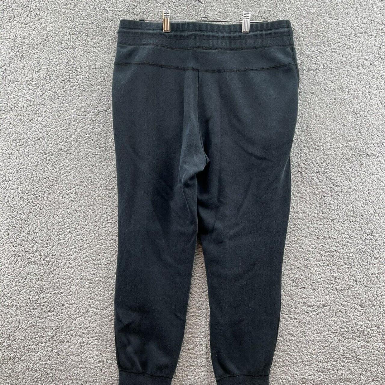 Nike Women NSW Tech Fleece Pants Black 931828-011... - Depop