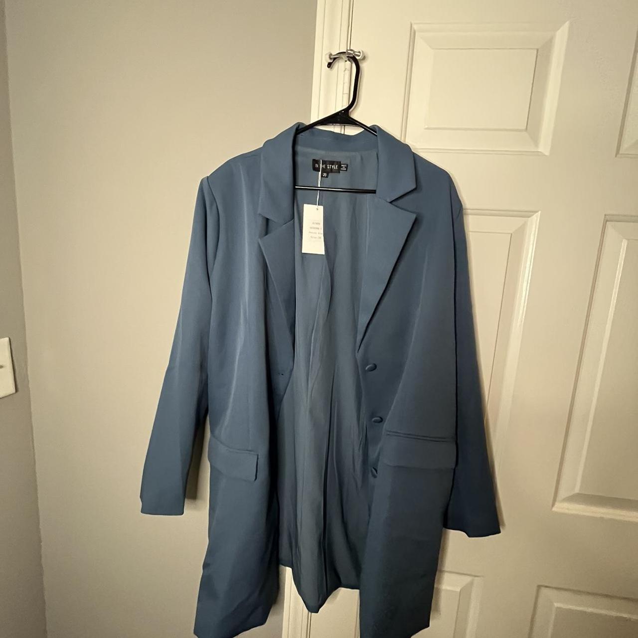 In The Style Curve Women's Blue Coat (2)