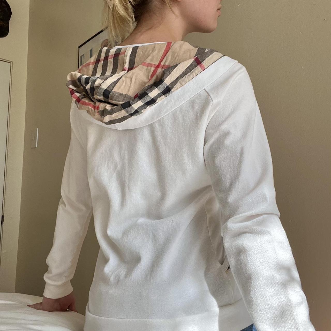 Burberry Women's White Sweatshirt