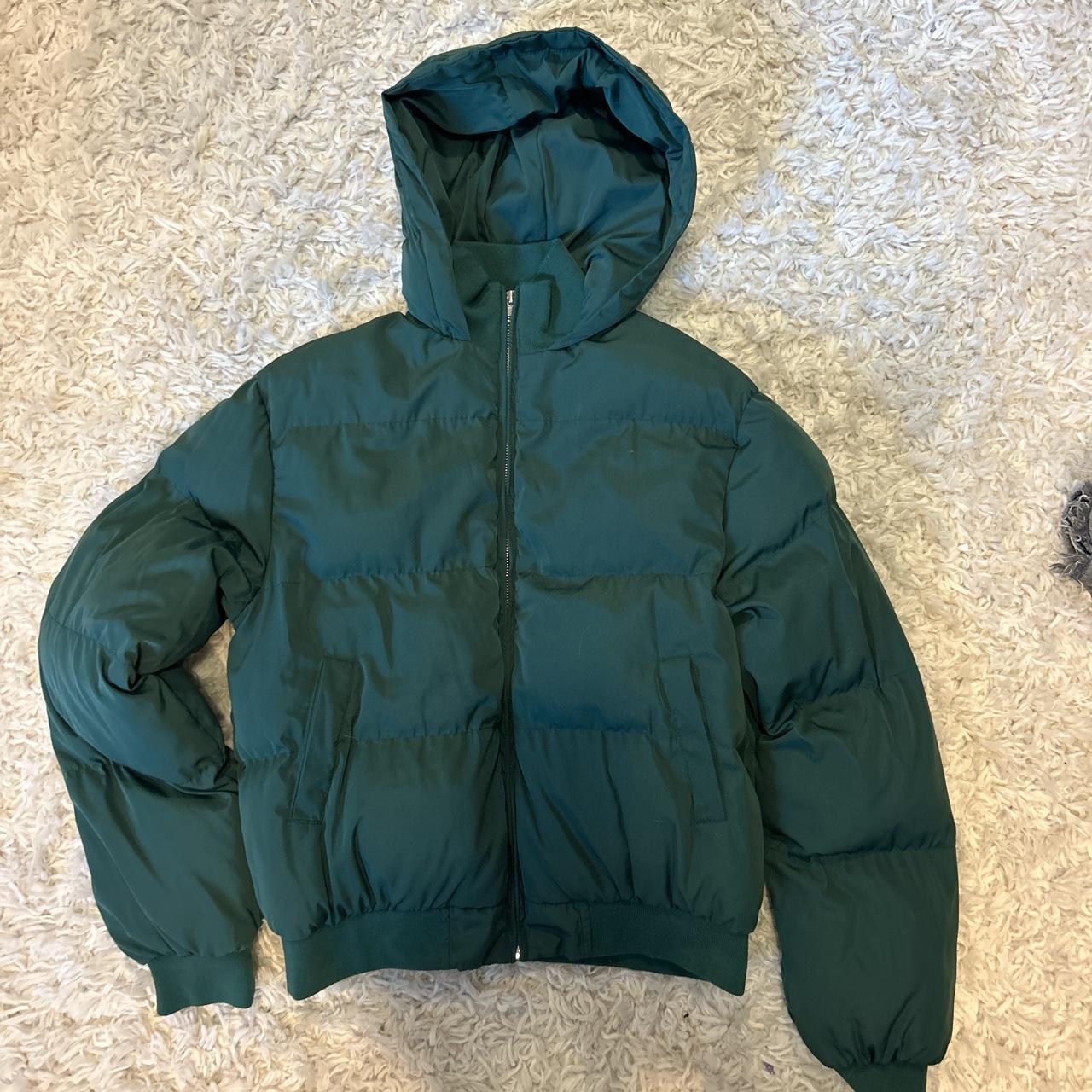 Edikted green puffer jacket - Depop