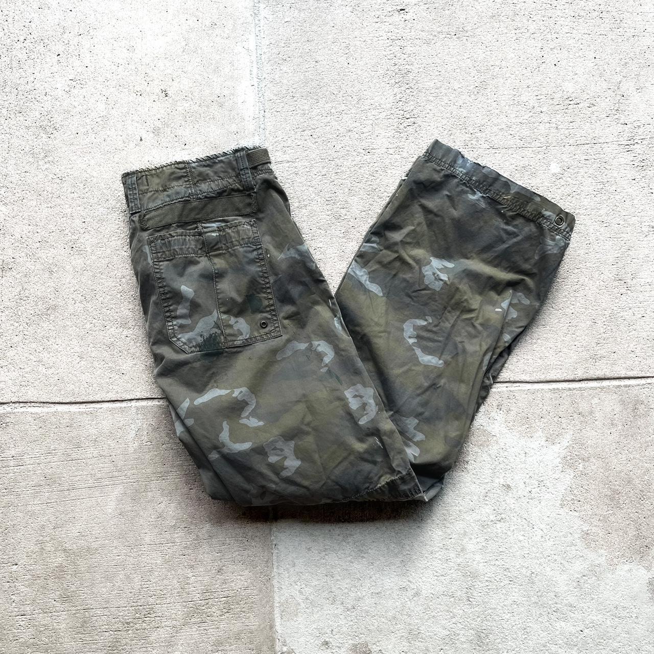 Silver sales camo pants