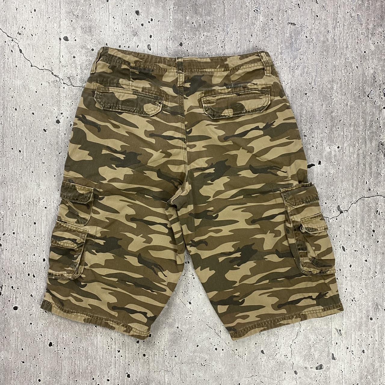 item listed by fadeawayvintage_