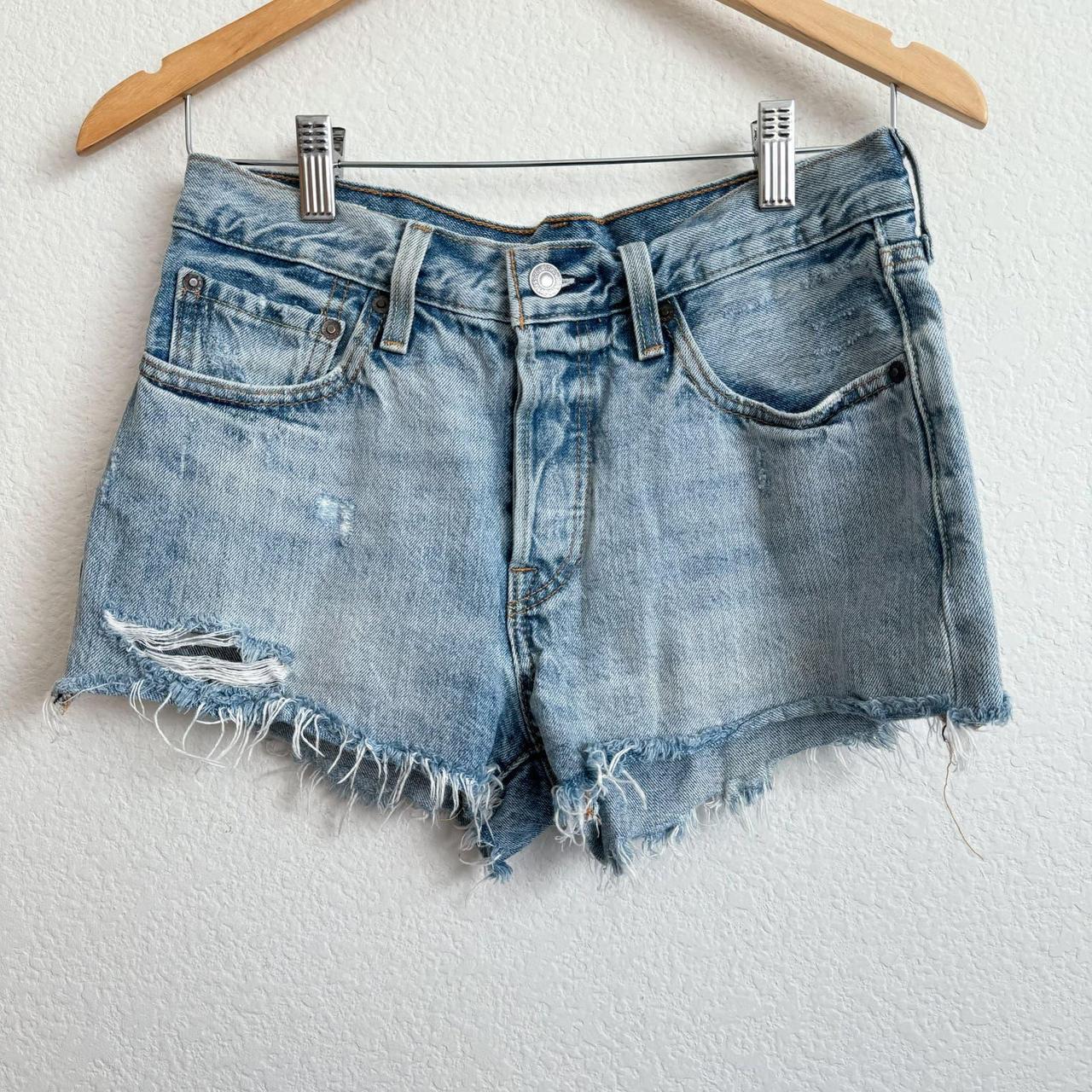 Levis 501 shorts waveline best sale