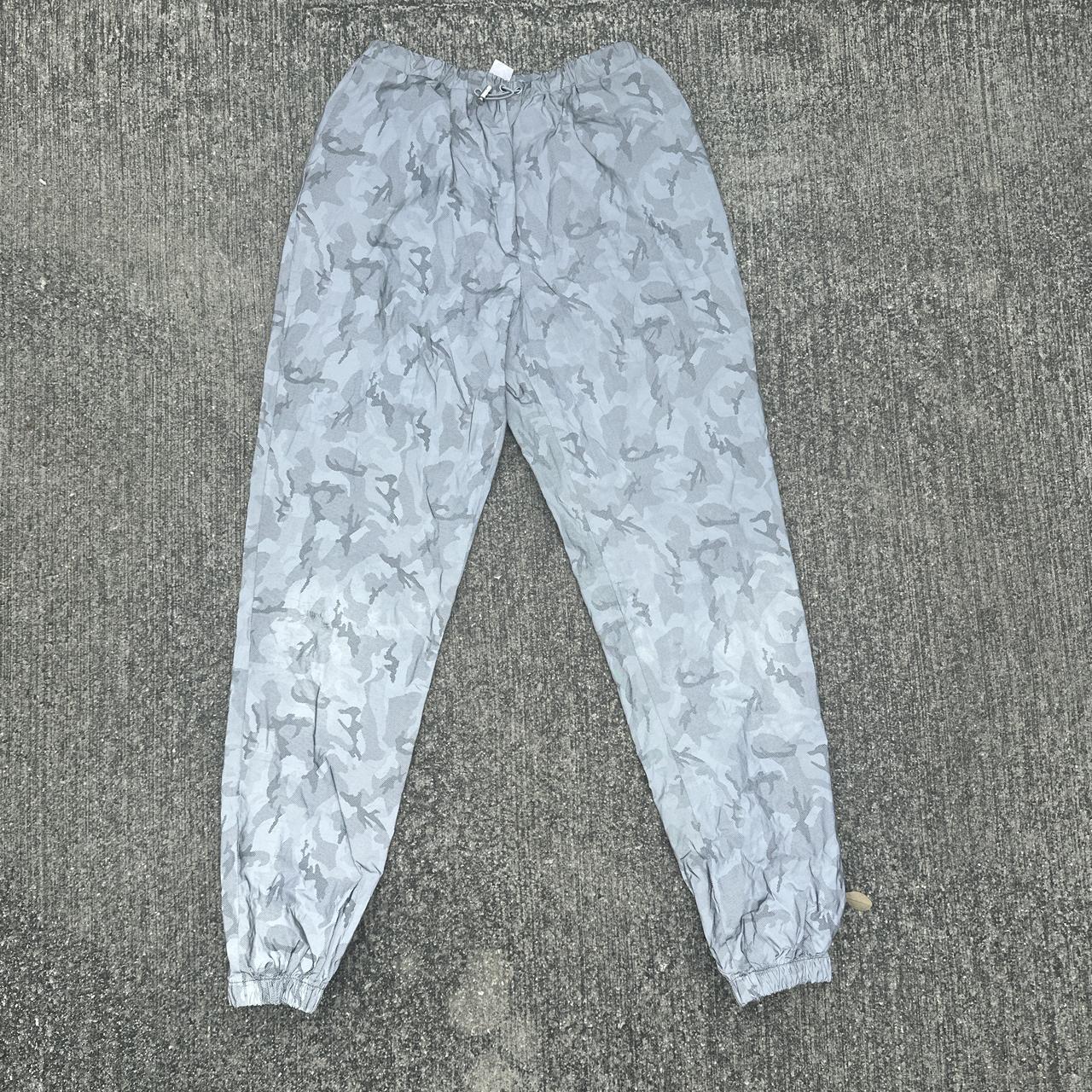 item listed by lousydcloset