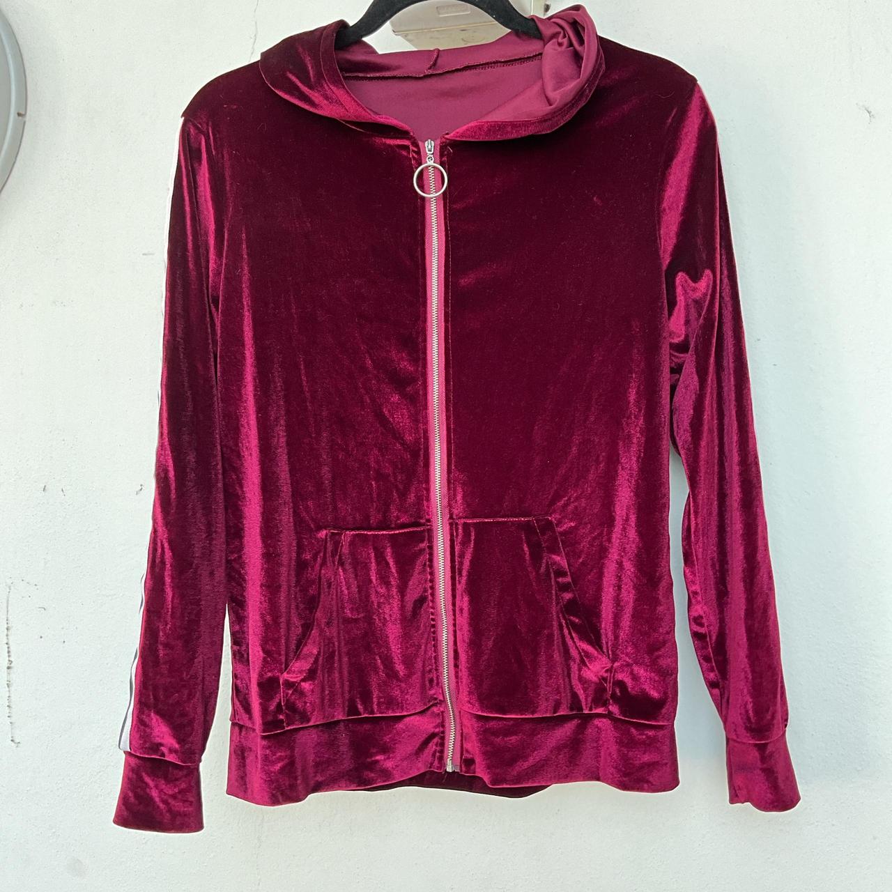 item listed by lousydcloset