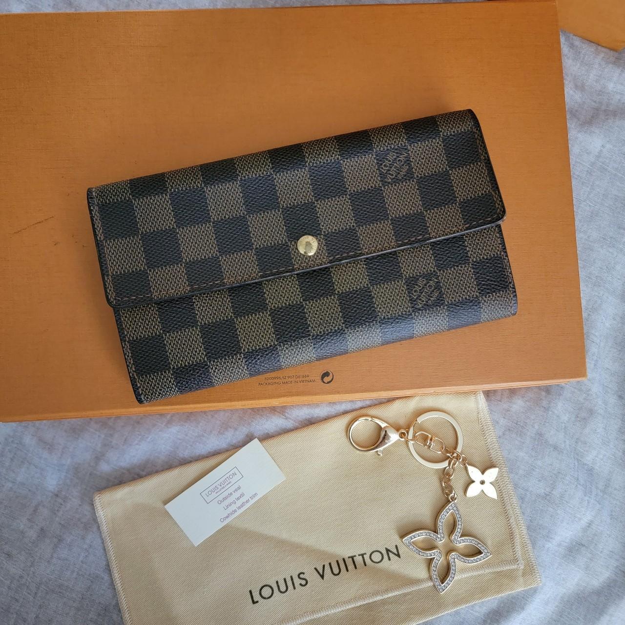 Louis Vuitton Mens wallet. Outside is a slightly - Depop