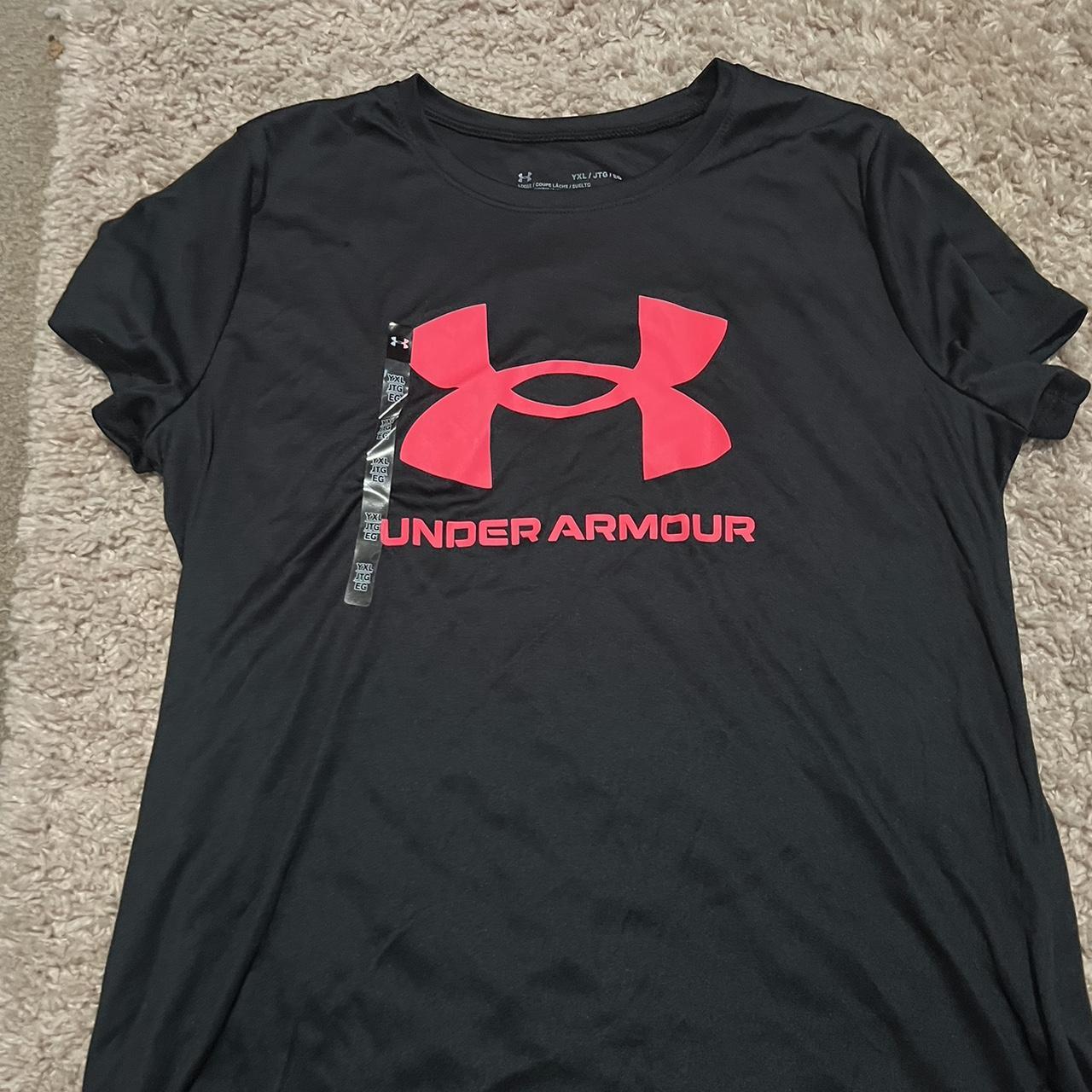 Under Armour Tshirt, says youth XL but could fit an - Depop
