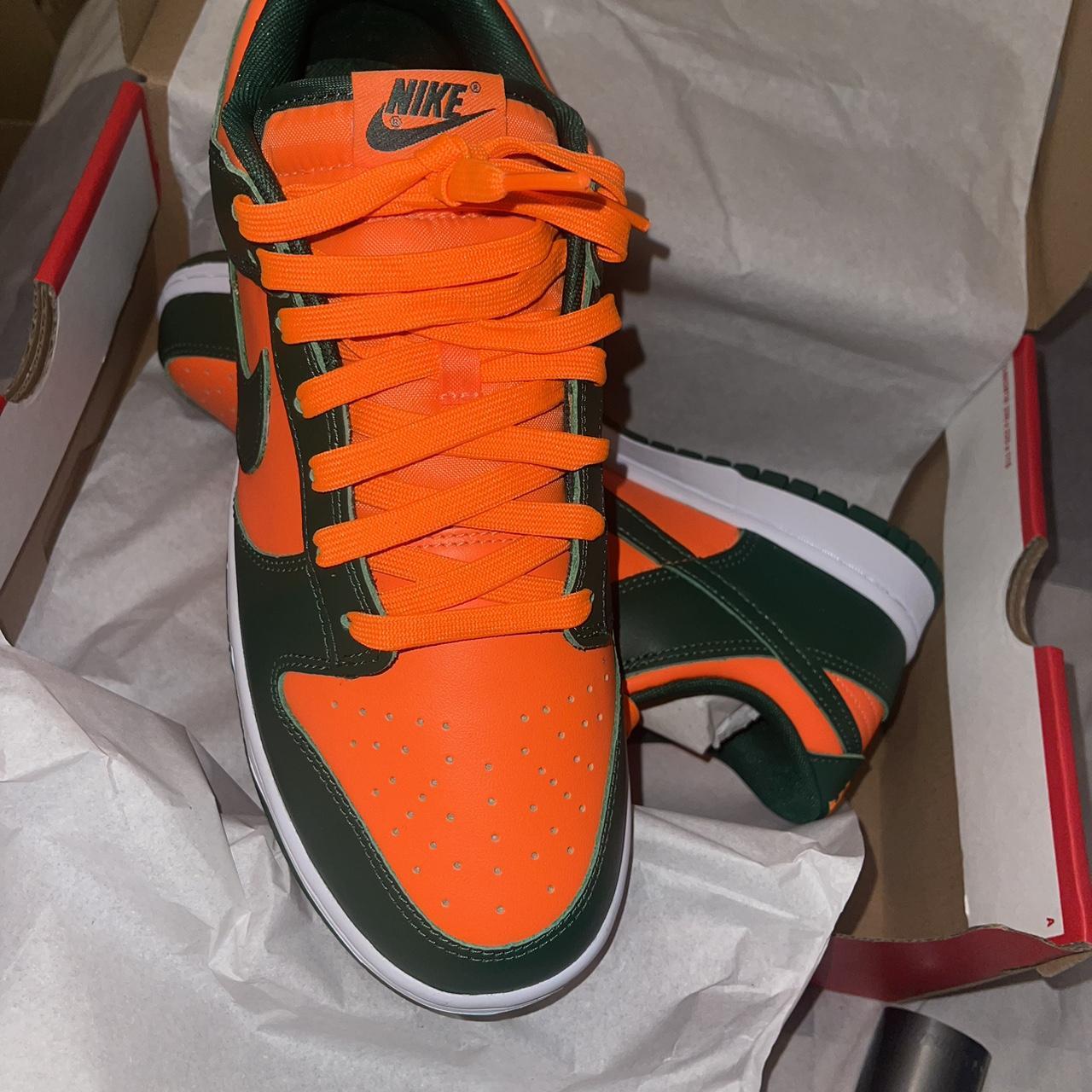 Nike Men's Green and Orange Trainers | Depop