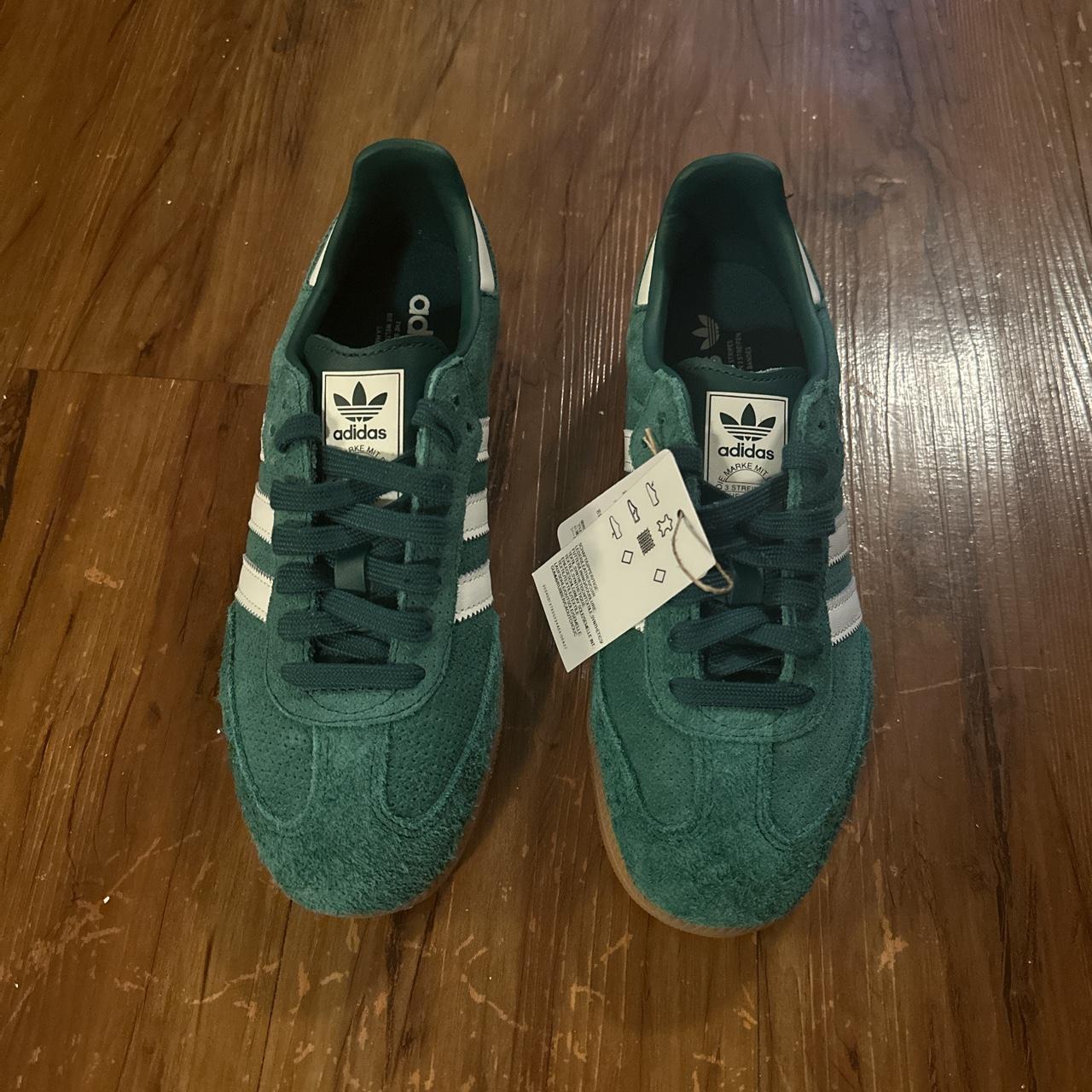 Adidas Women's Green and White Trainers | Depop