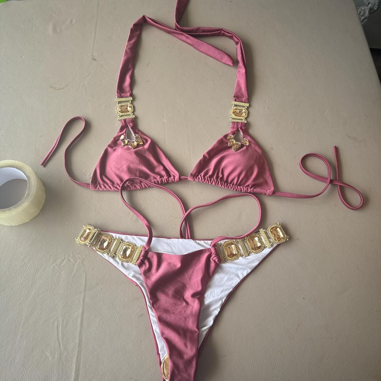 item listed by kendallv7