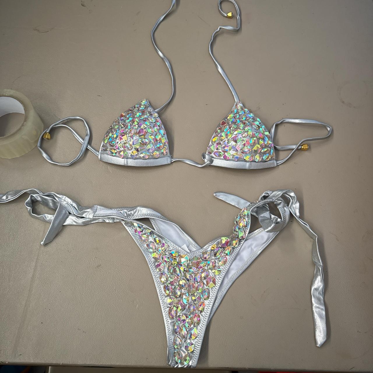 item listed by kendallv7