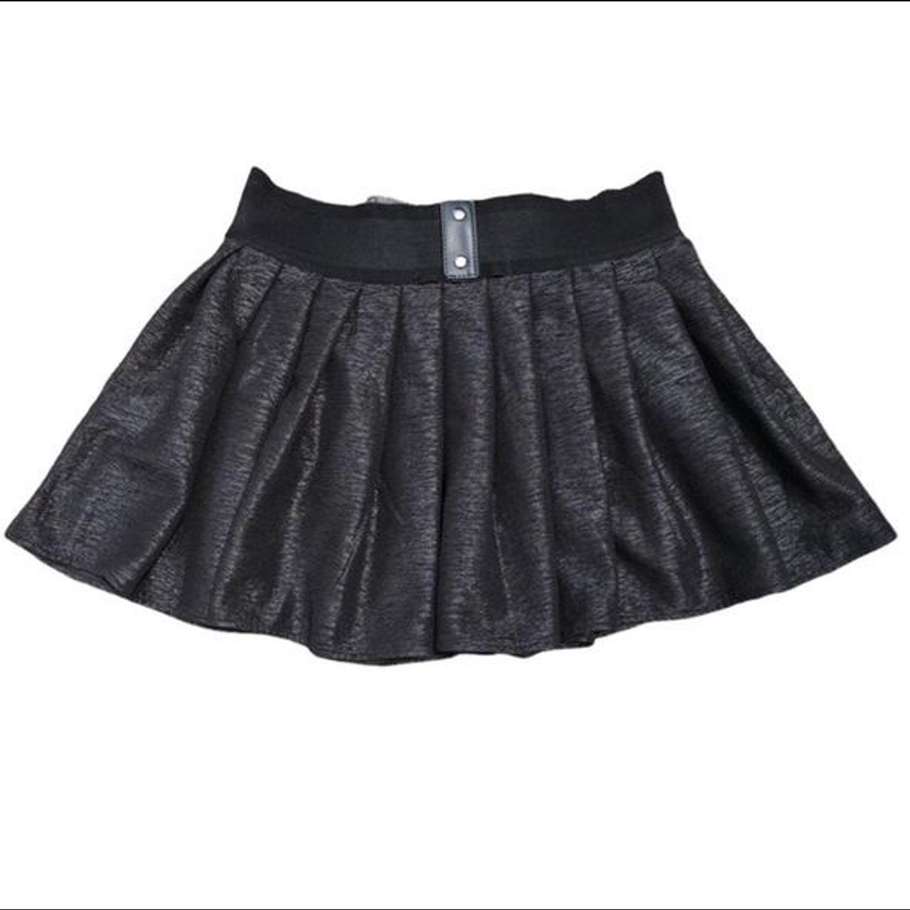 Rue 21 hotsell black skater skirt