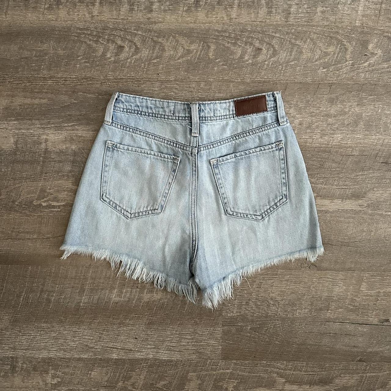 hollister | jean shorts size: 1 (25