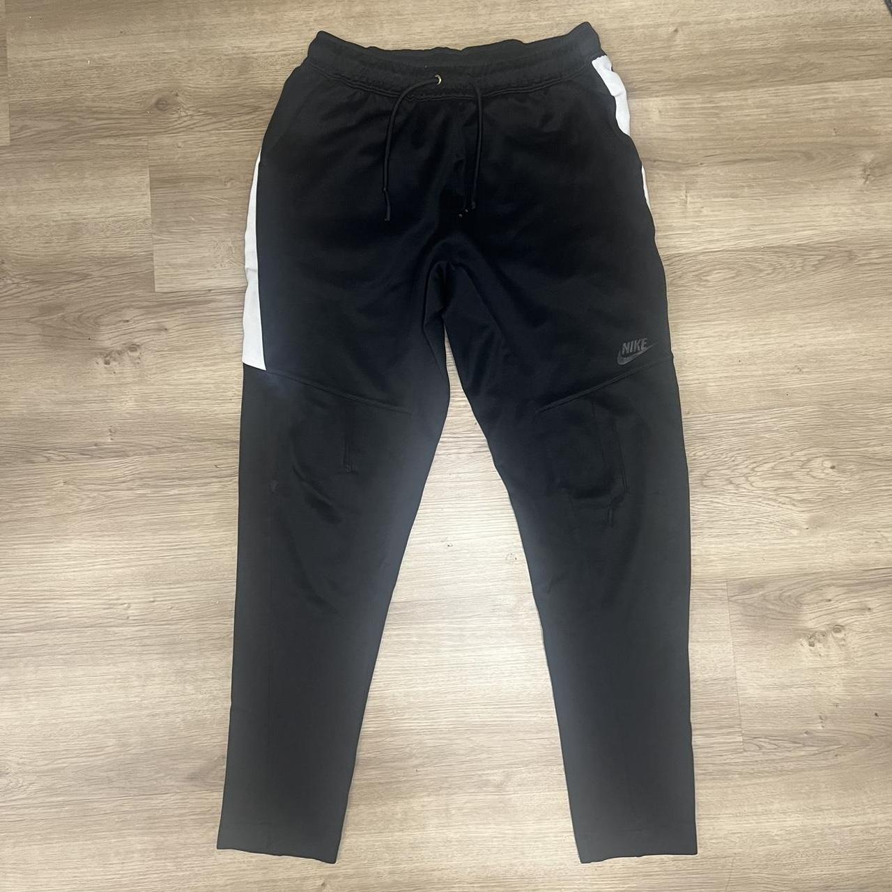 nike joggers depop