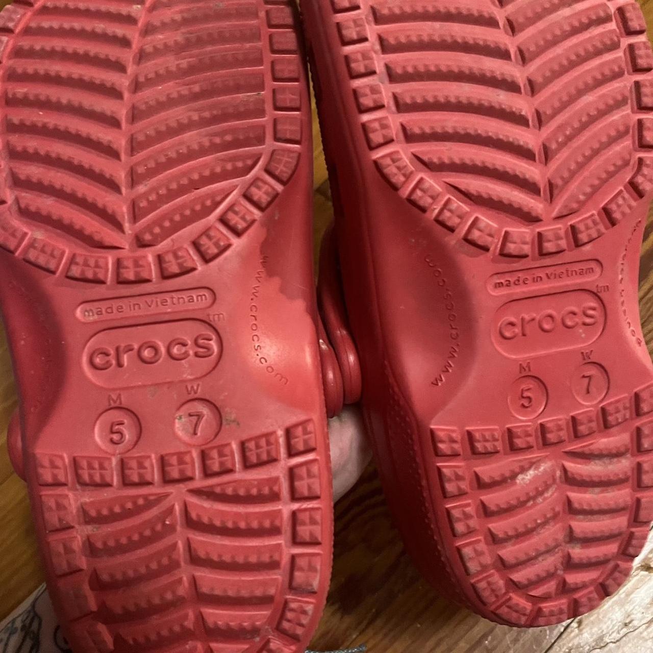 Red crocs size online 5