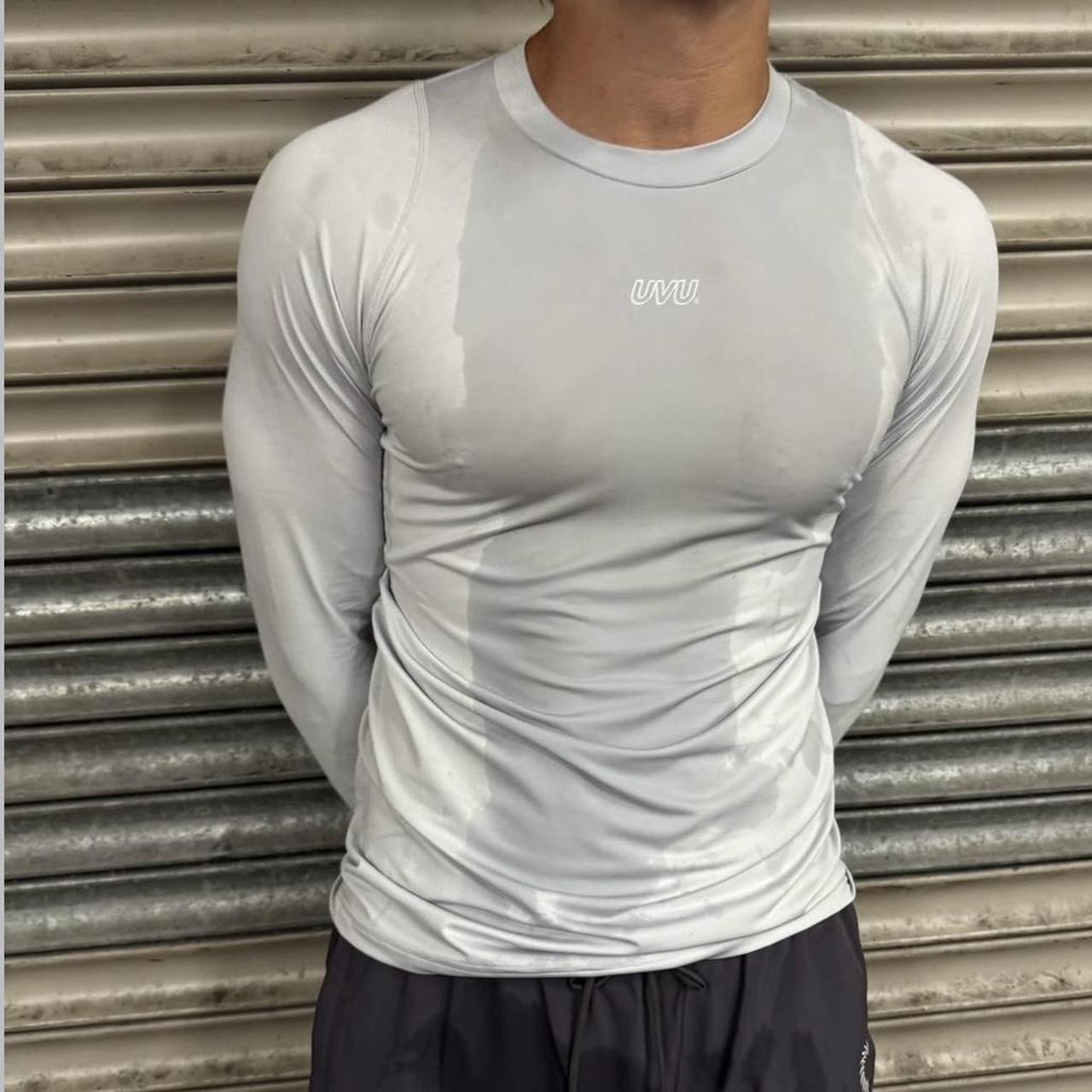 uvu club training club t-shirt Tシャツ　グレー PRE ORDER UVU Training Club T-Shirt Black Reflective