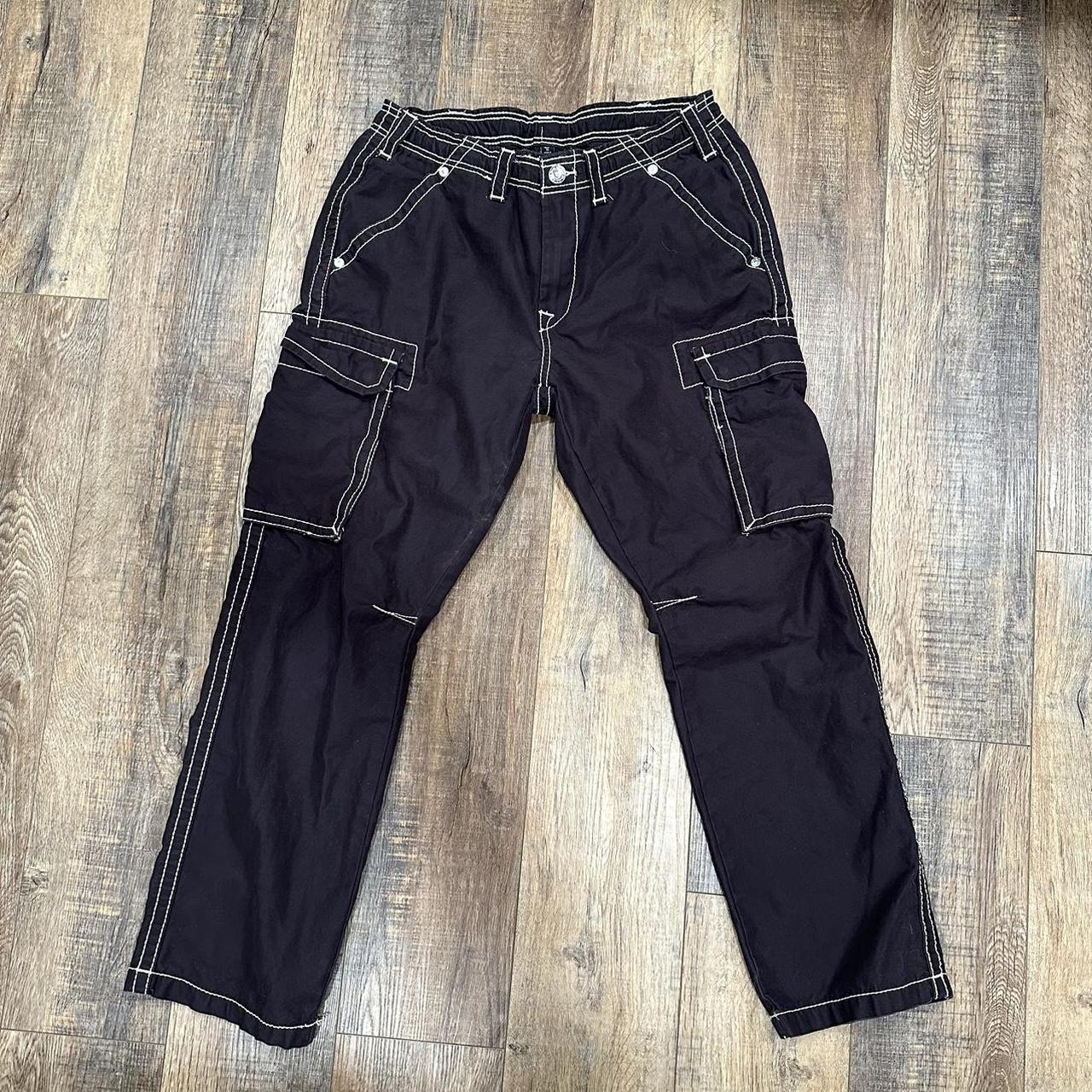 True Religion brown cargo pants in a size 33 waist.... - Depop