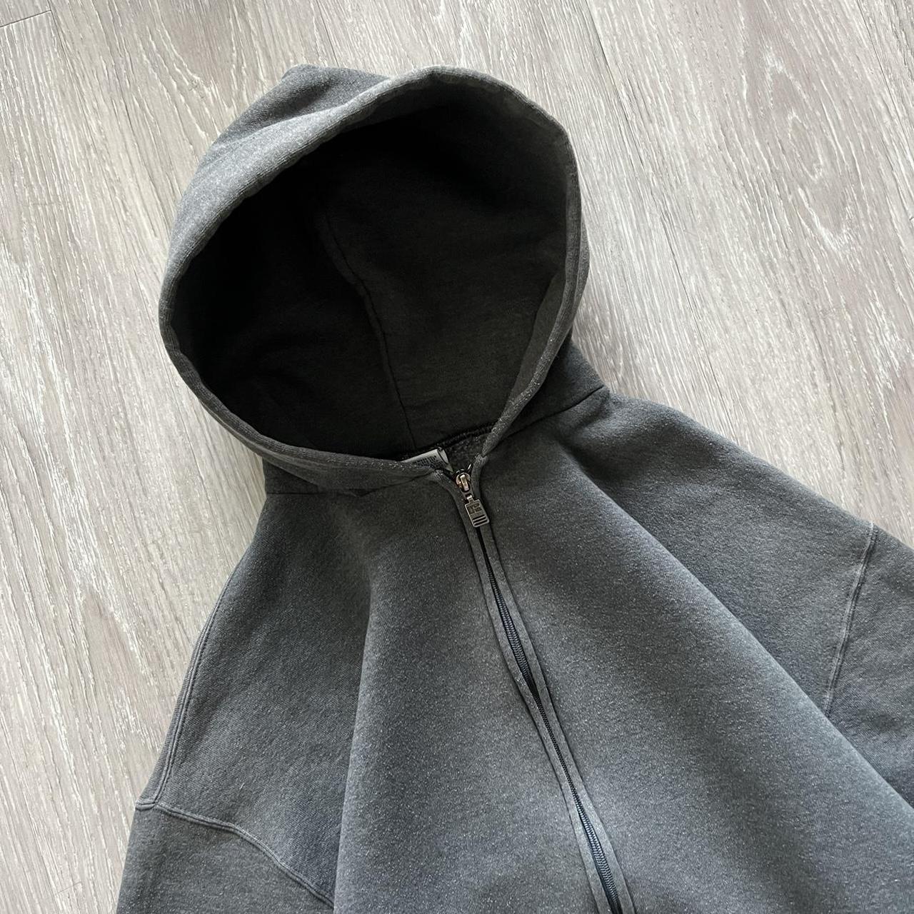 Russell Athletic Men's Grey Hoodie | Depop